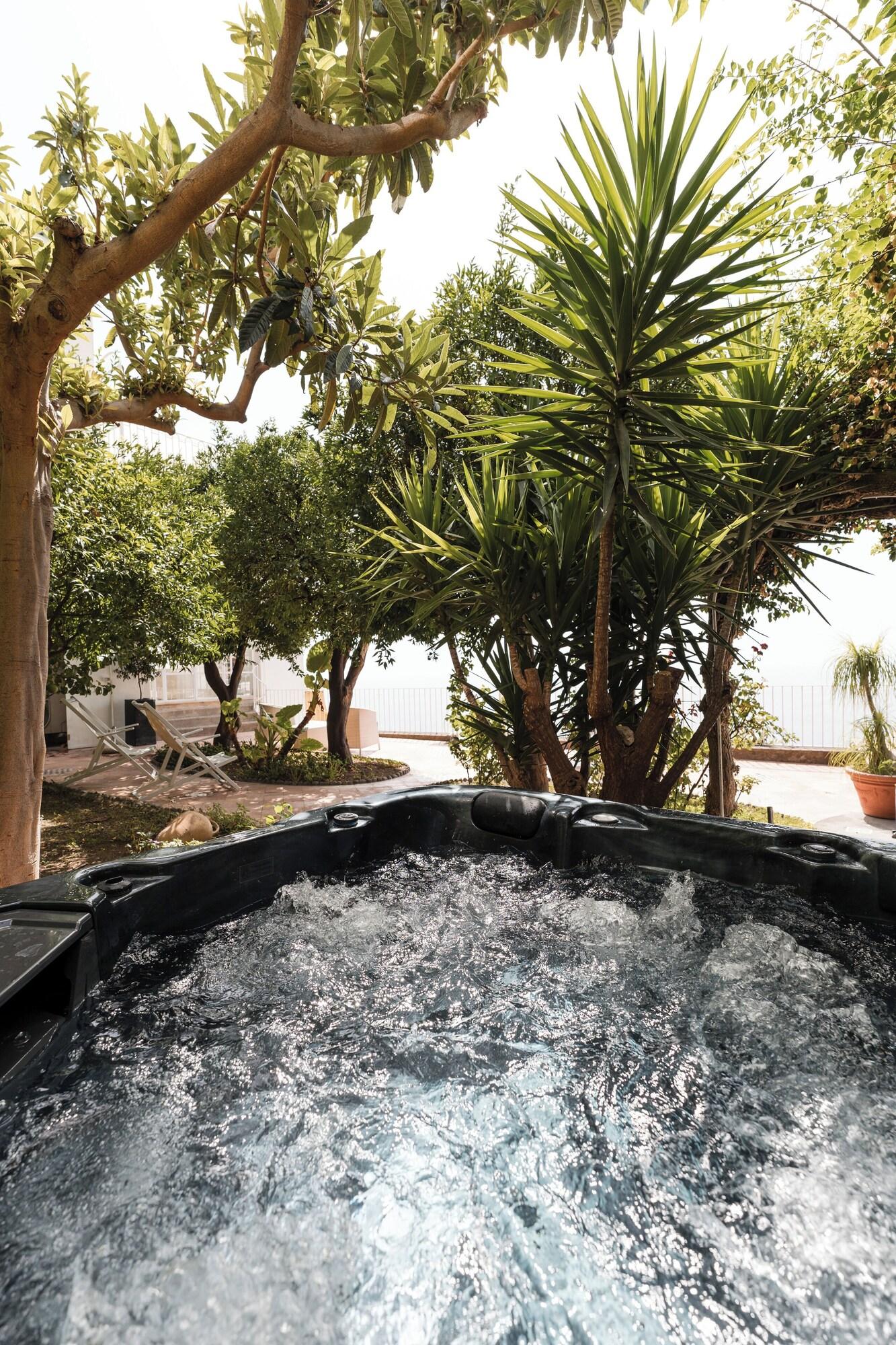 Suite Queen Size Bed