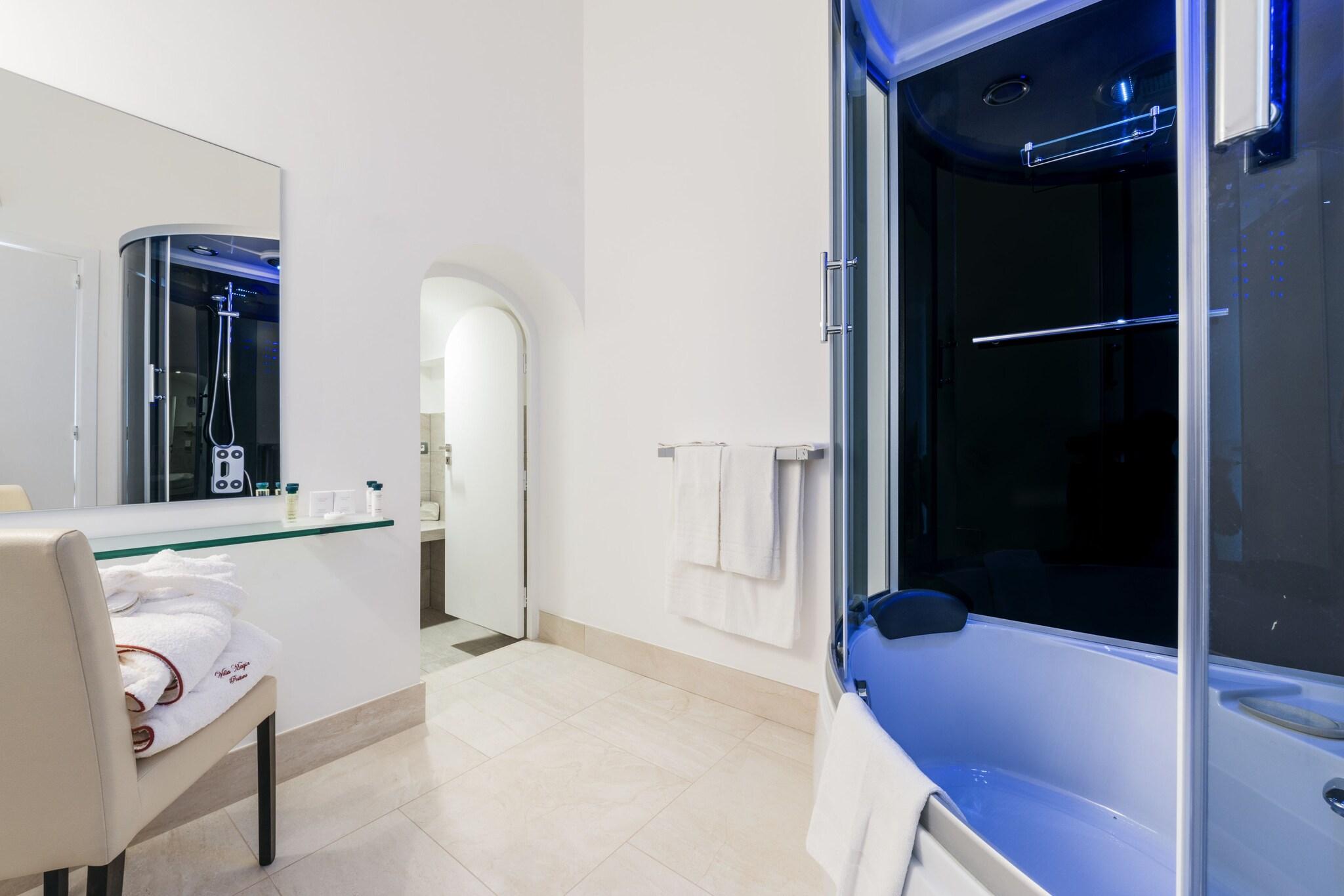 Suite with Private Pool