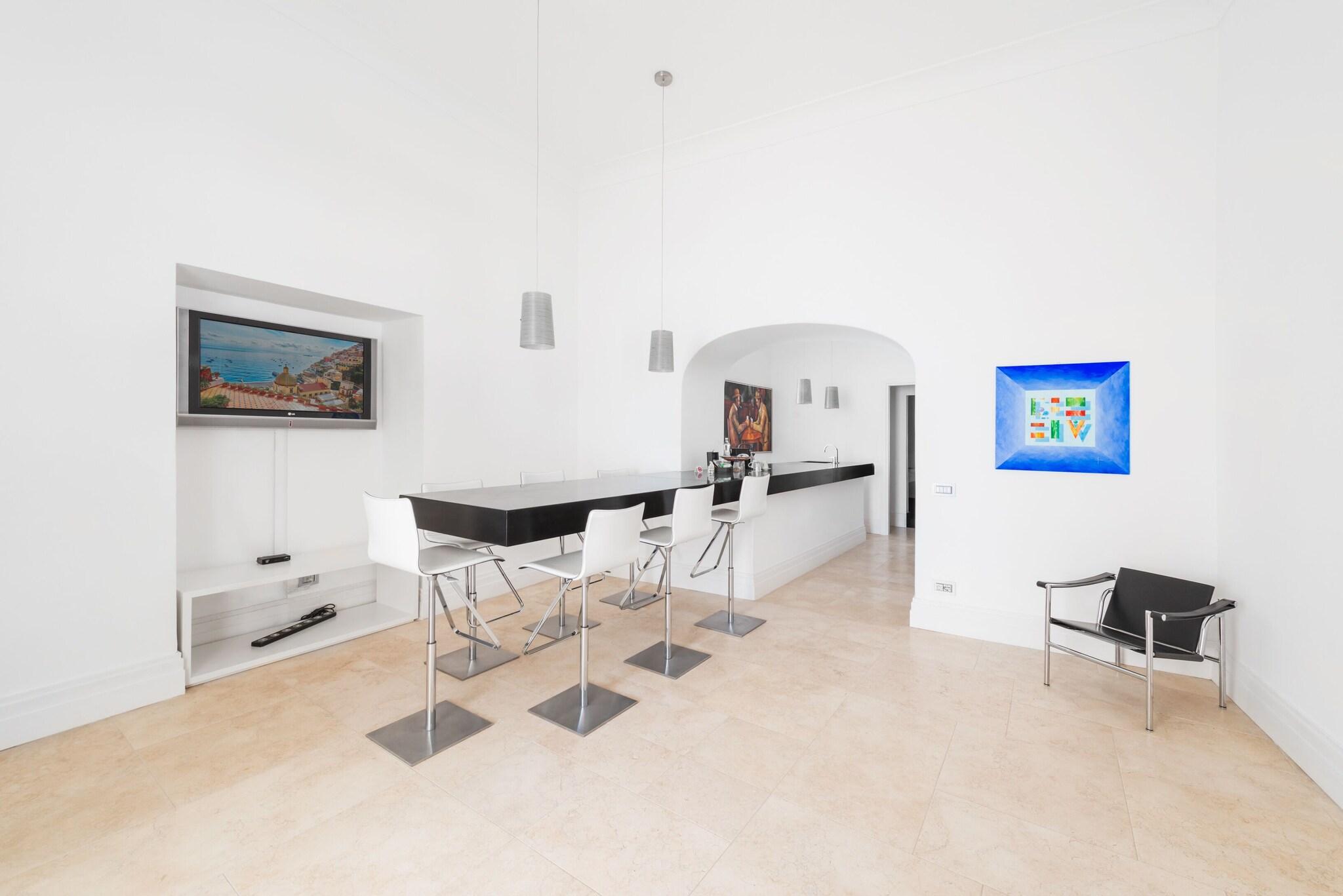 Suite Queen Size Bed