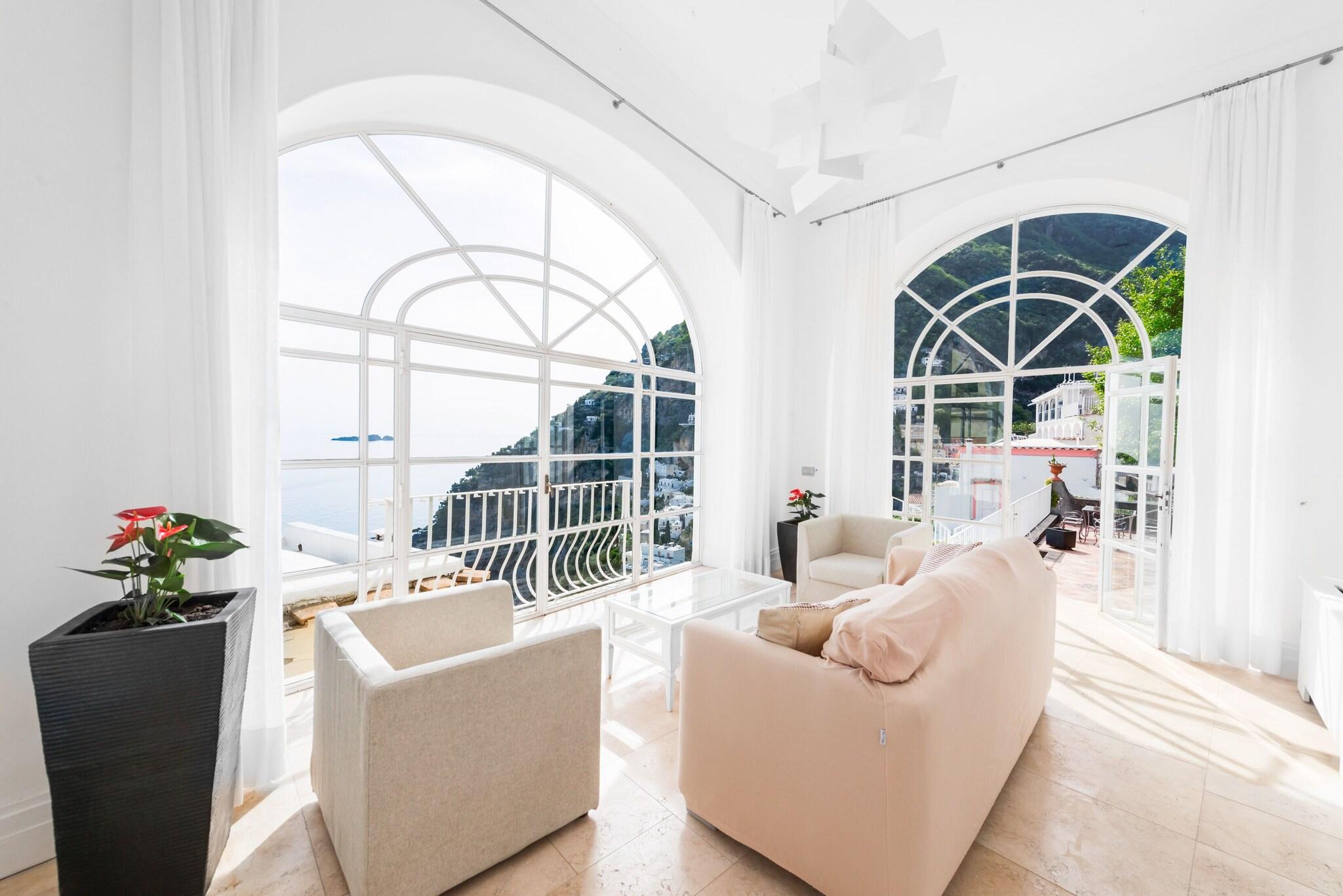 Suite Queen Size Bed