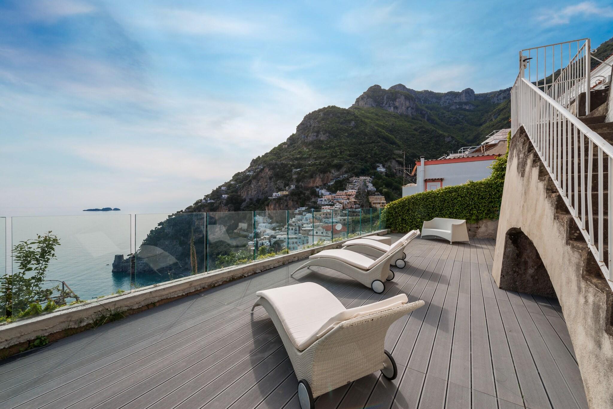 Suite Queen Size Bed