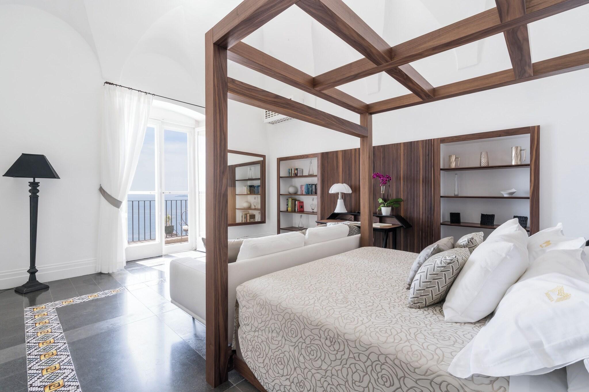 Double Deluxe Sea View with Balcony