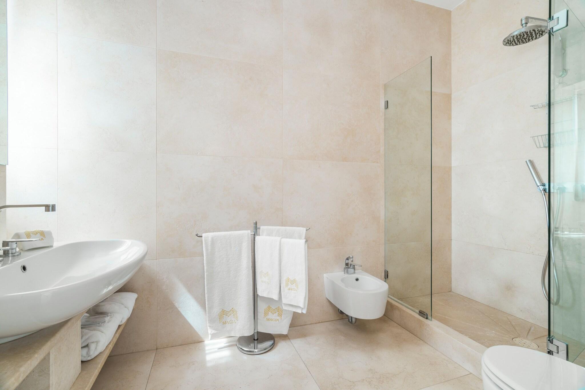 Double Queen Size Bed