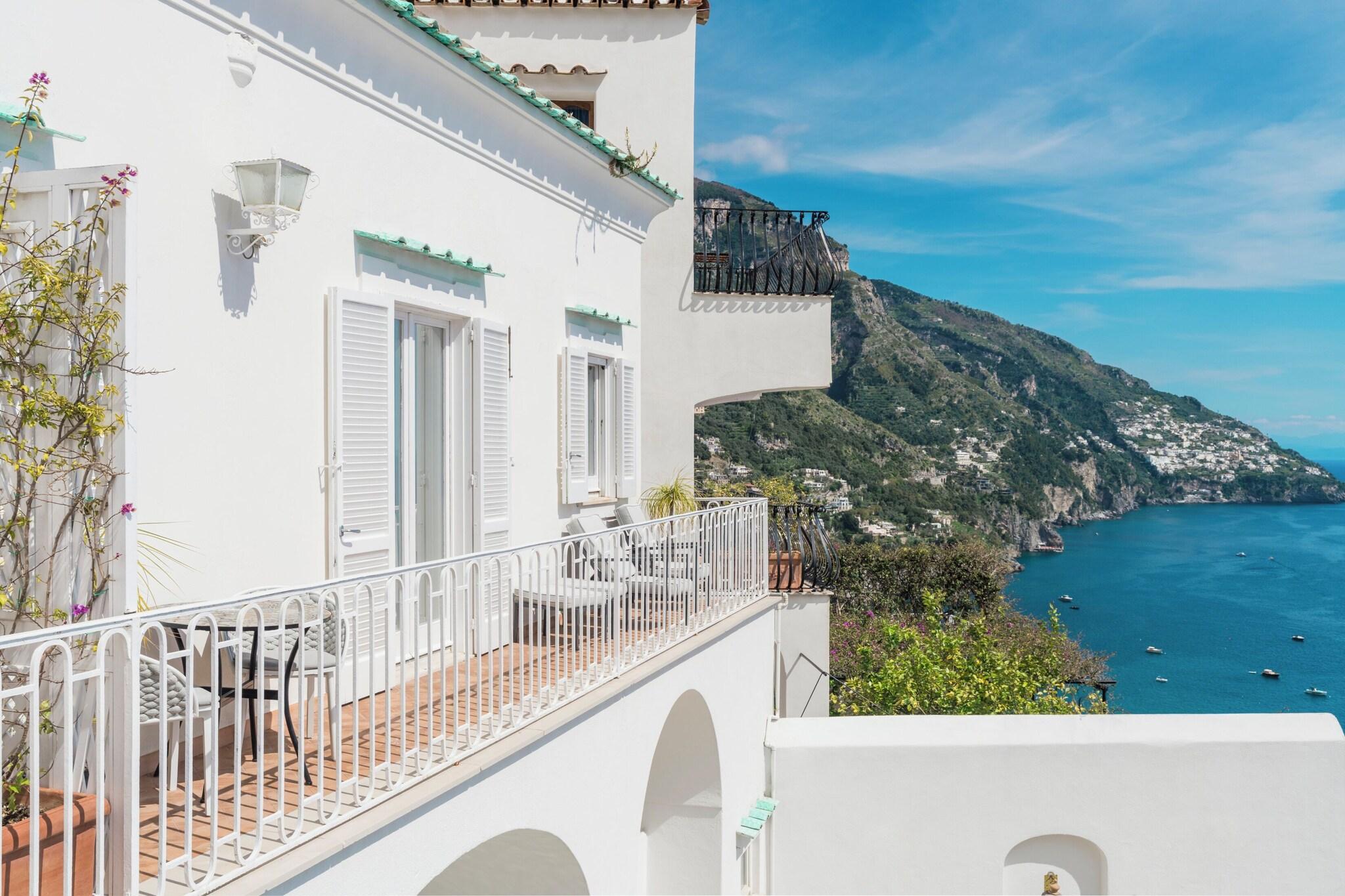 Double Queen Size Bed