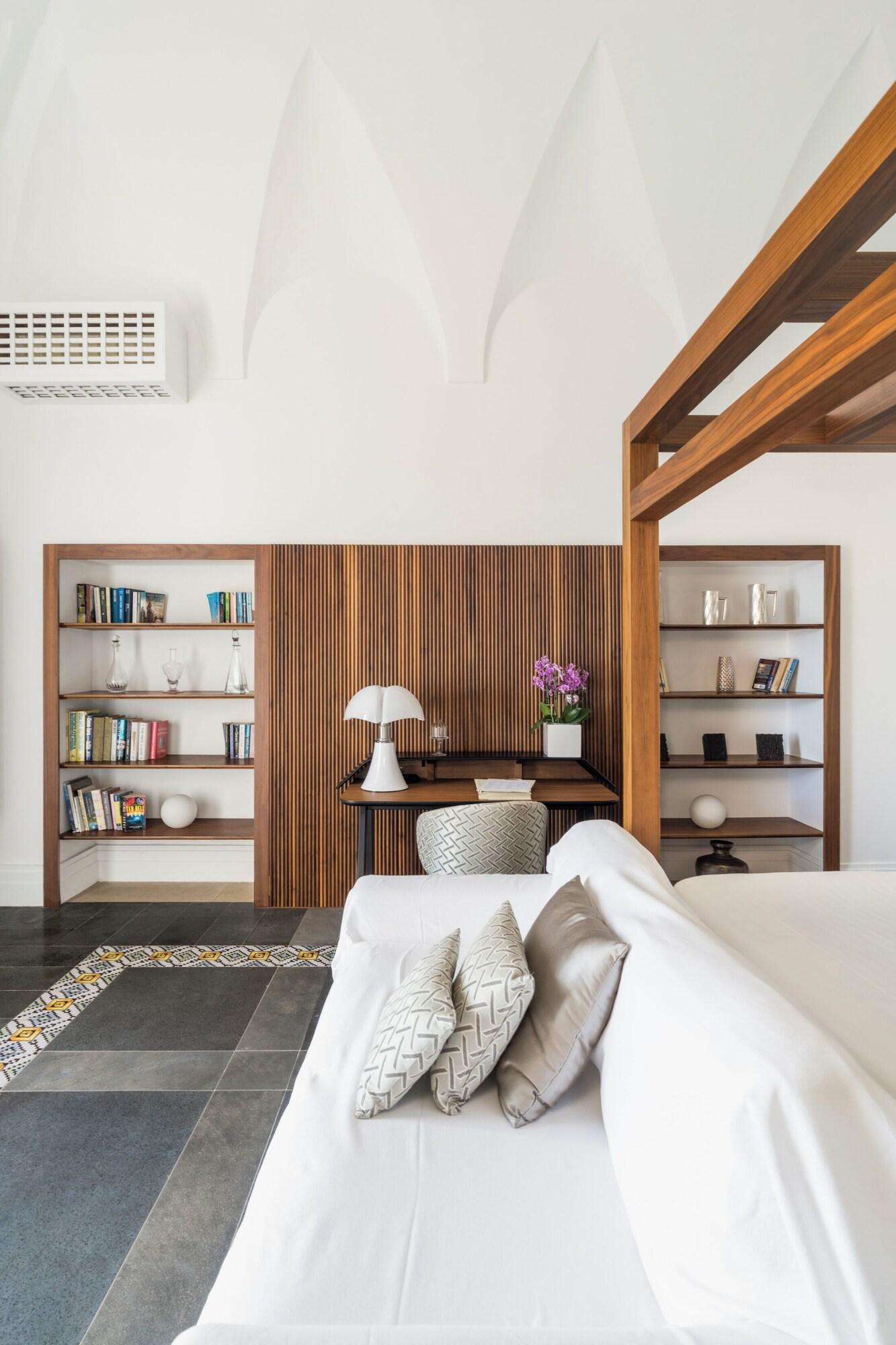 Double Deluxe Sea View with Balcony