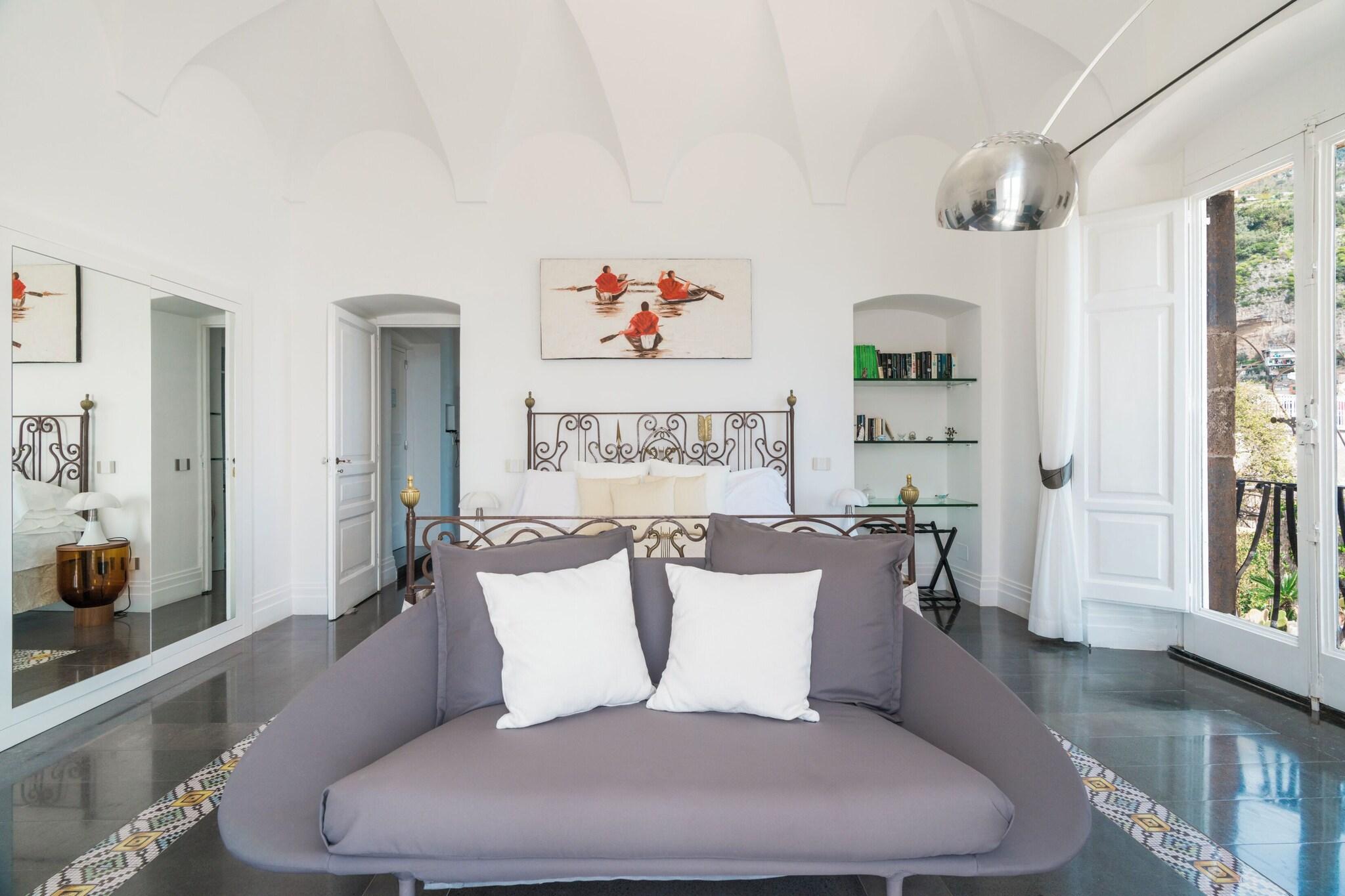 Suite Sea View King Bed