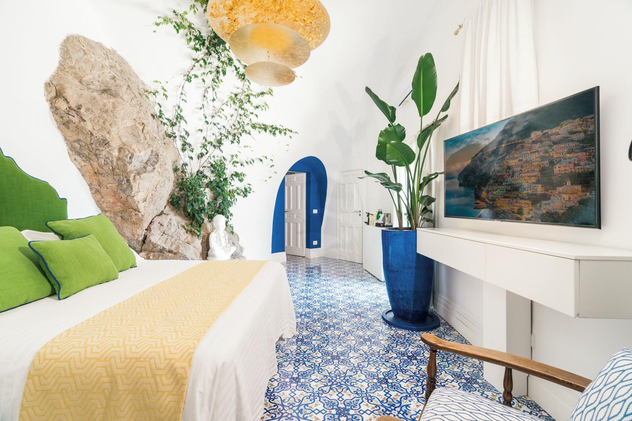 Suite Two Queen Beds