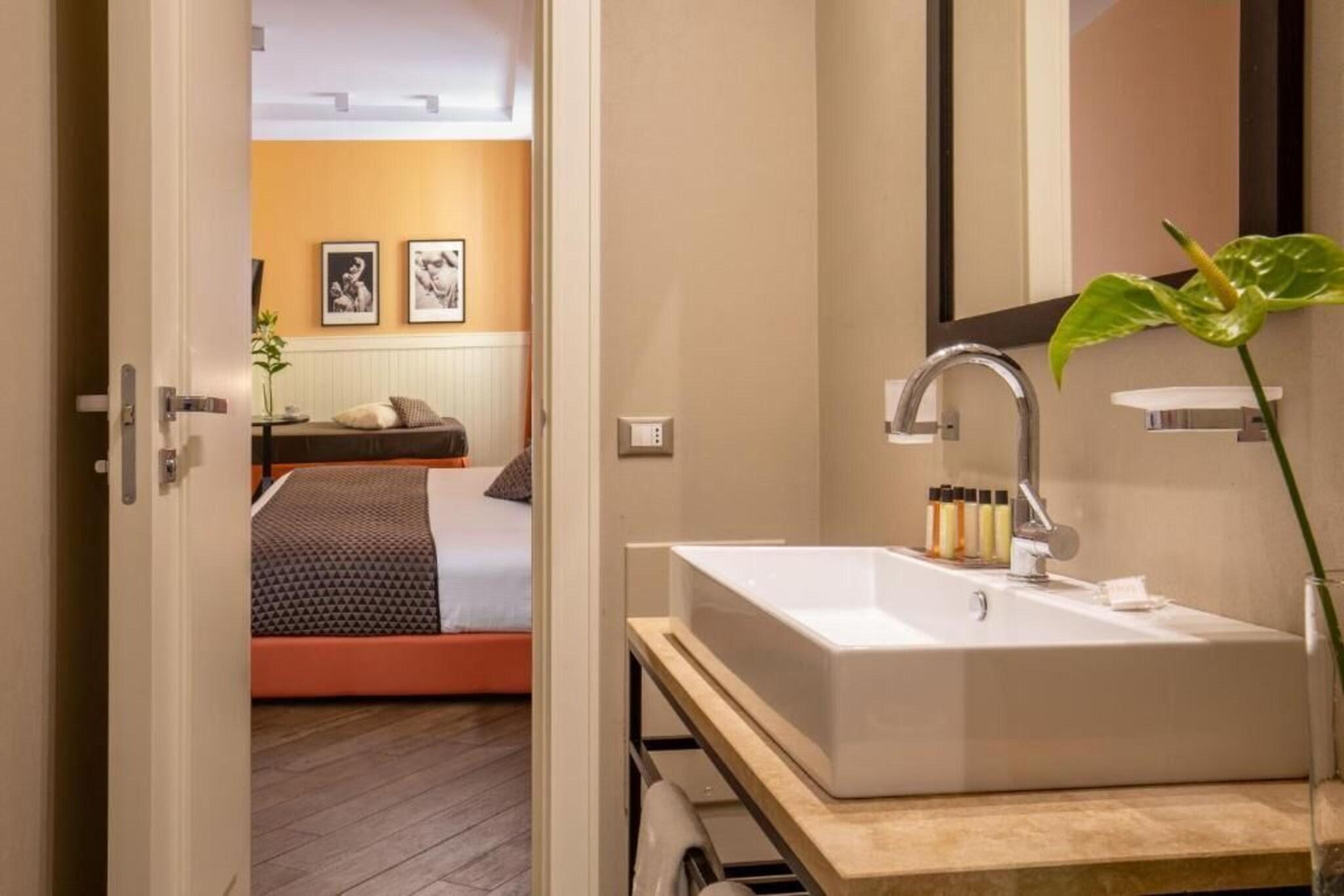 Double Deluxe Queen Bed