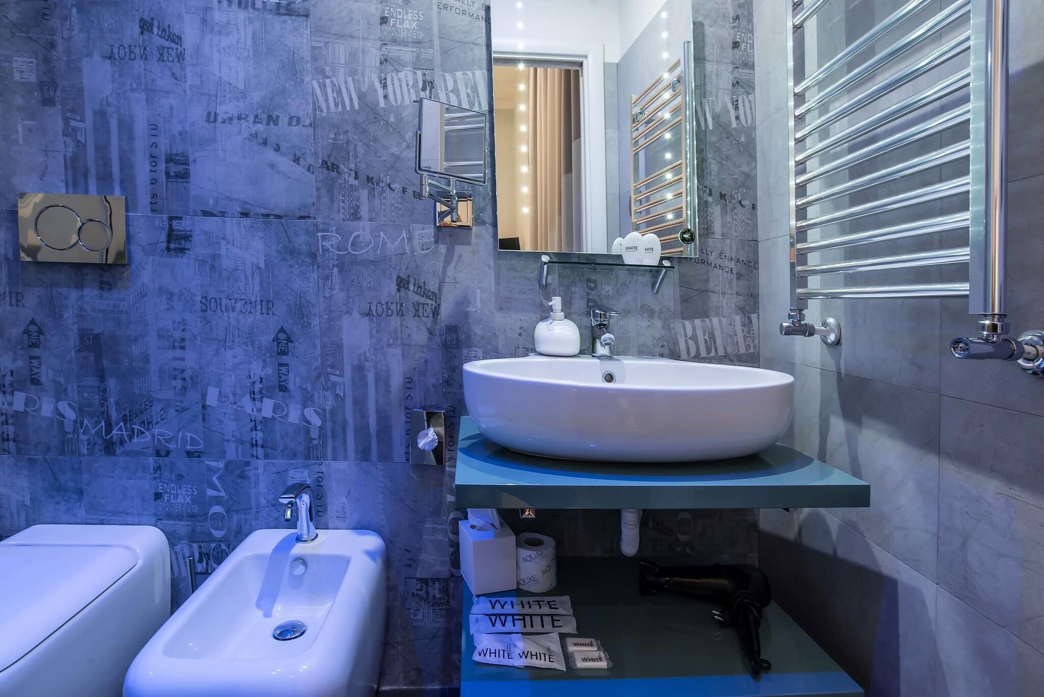 Double Queen Size Bed