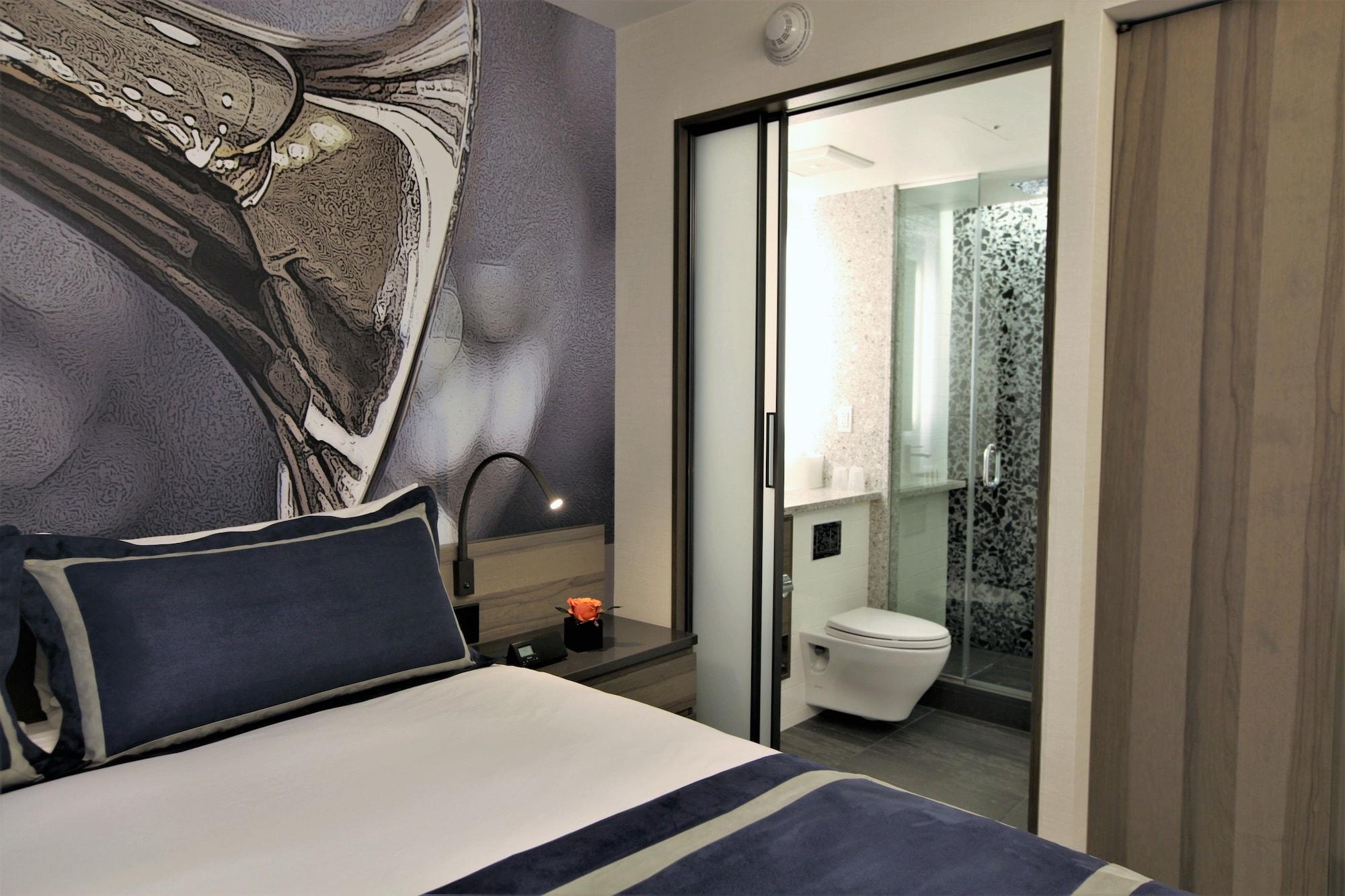 Double Superior Queen Bed