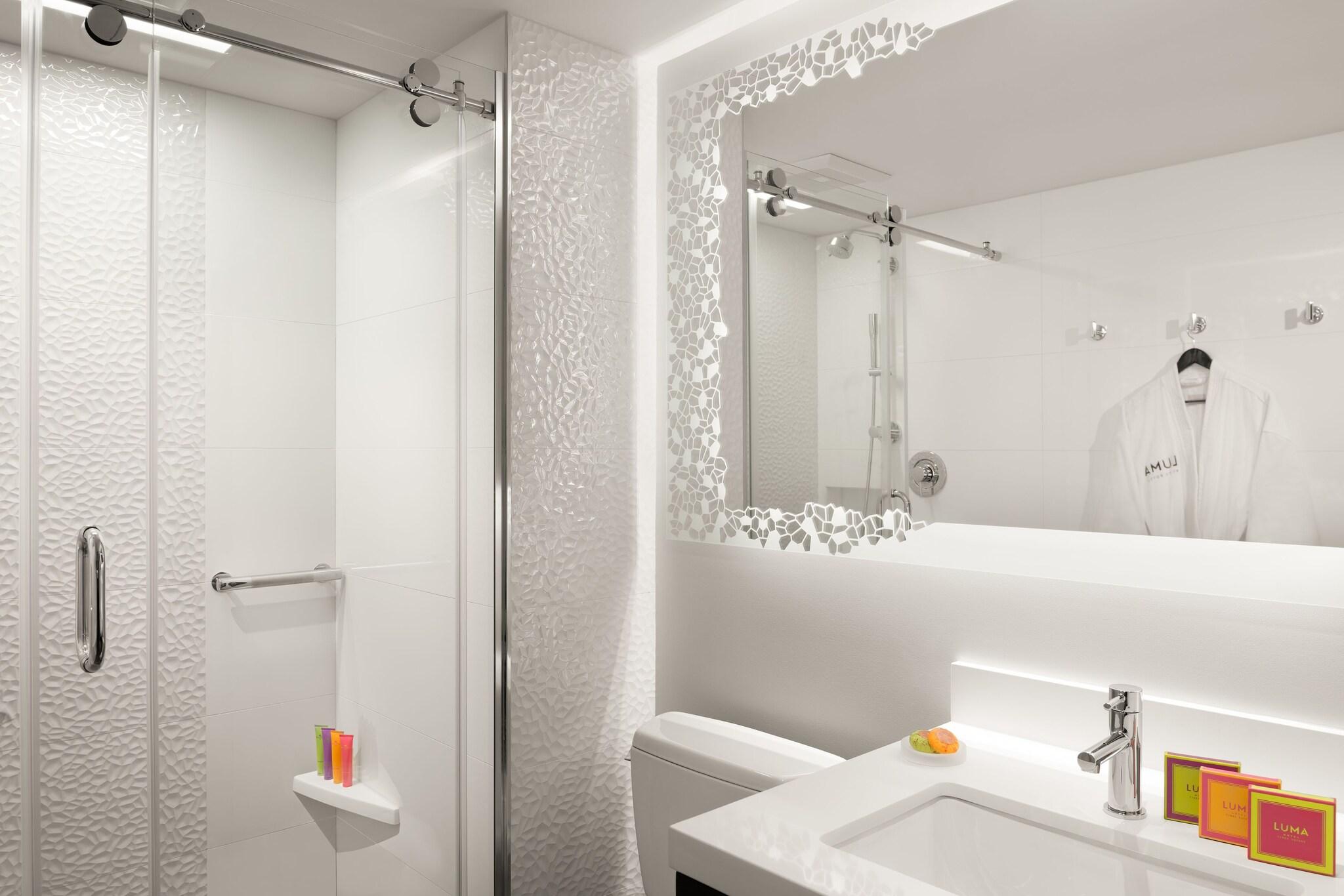 Double Accessible with Views