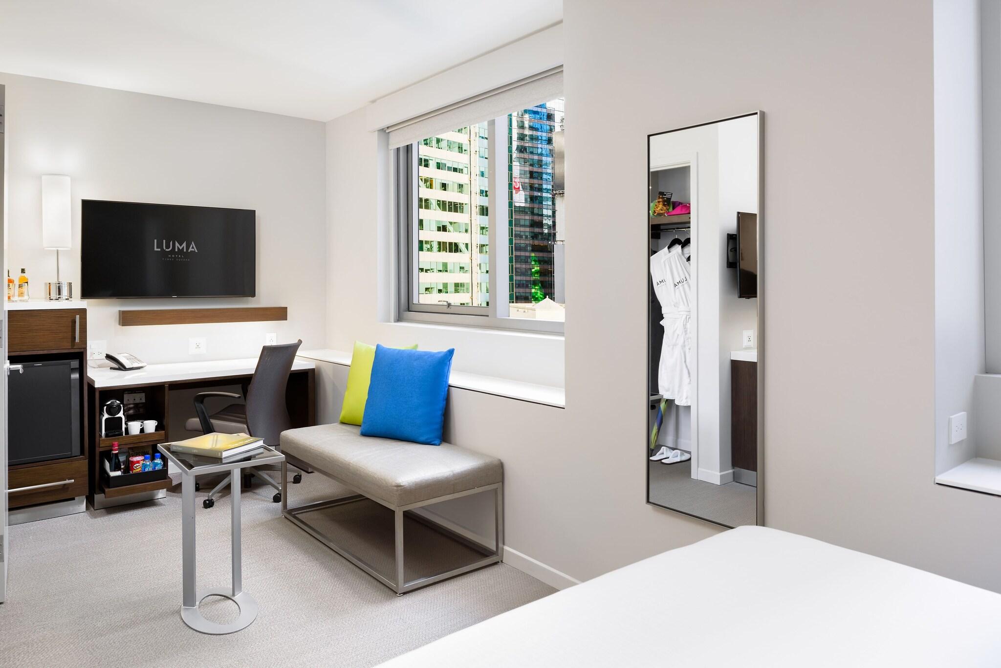 Room Accessible with Views