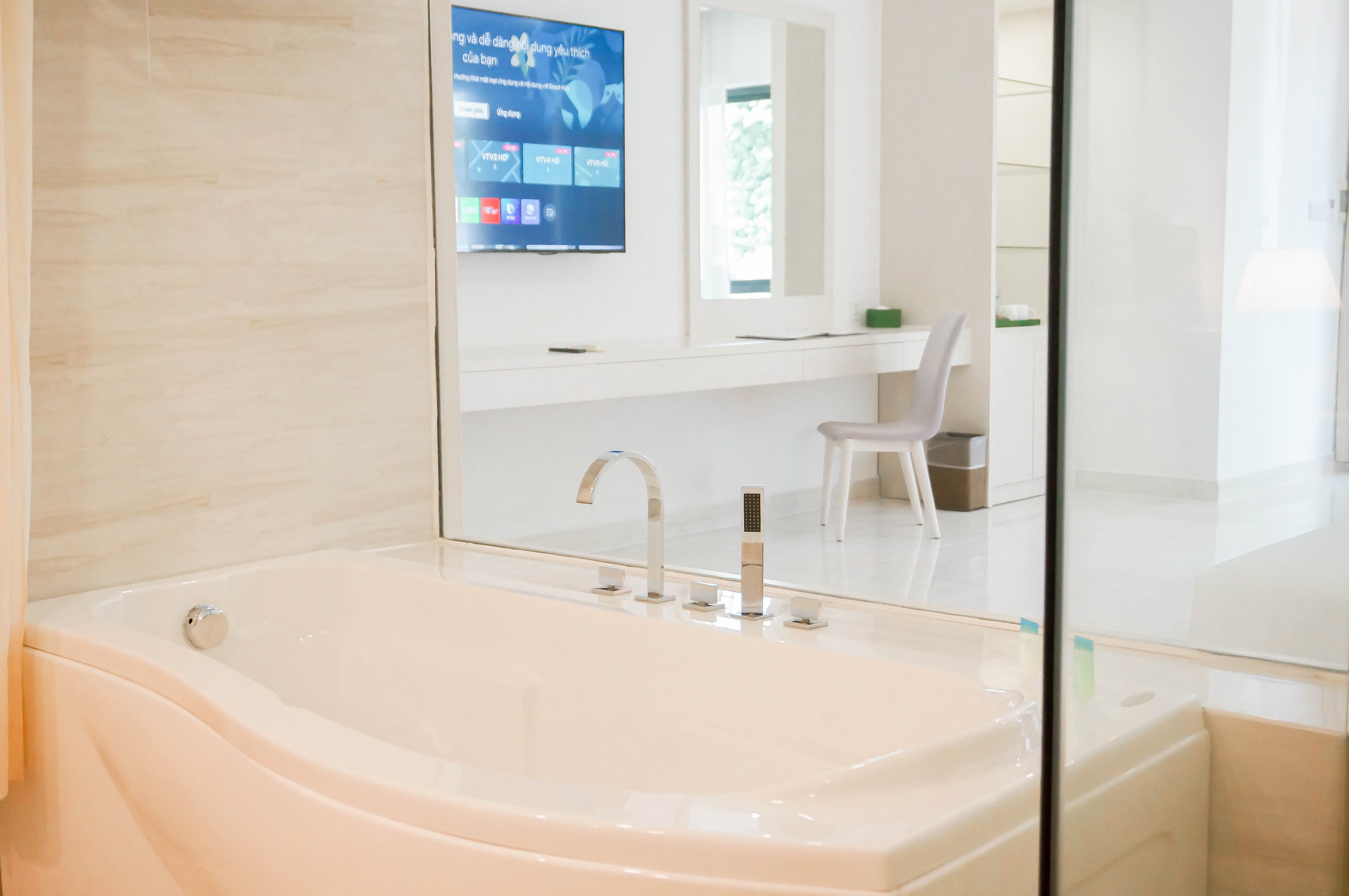 Bungalow Garden View