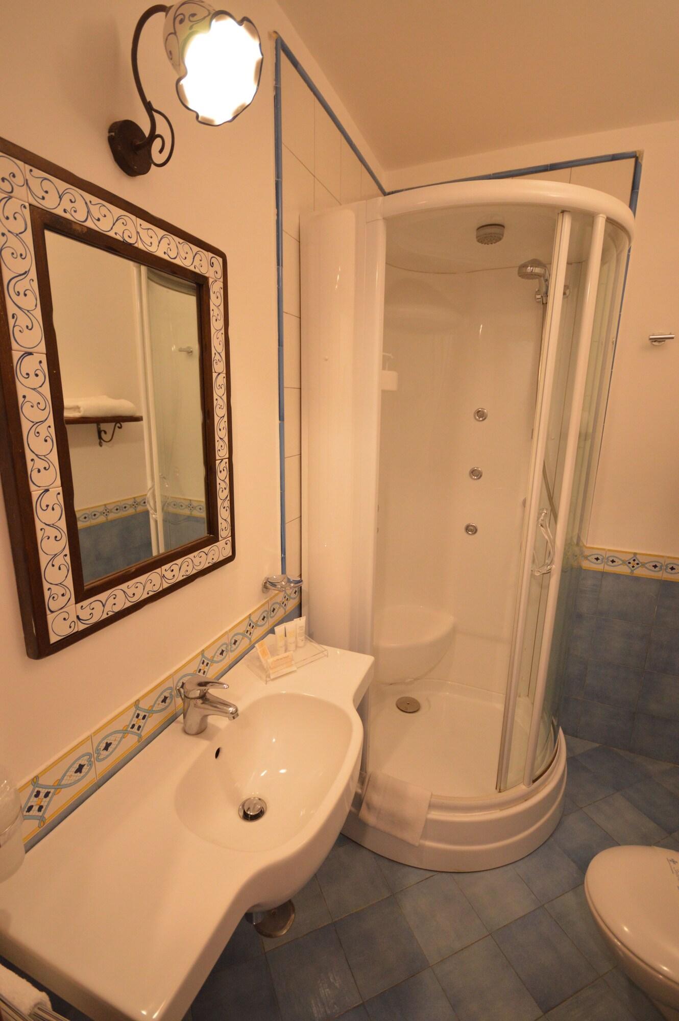 Double Queen Size Bed