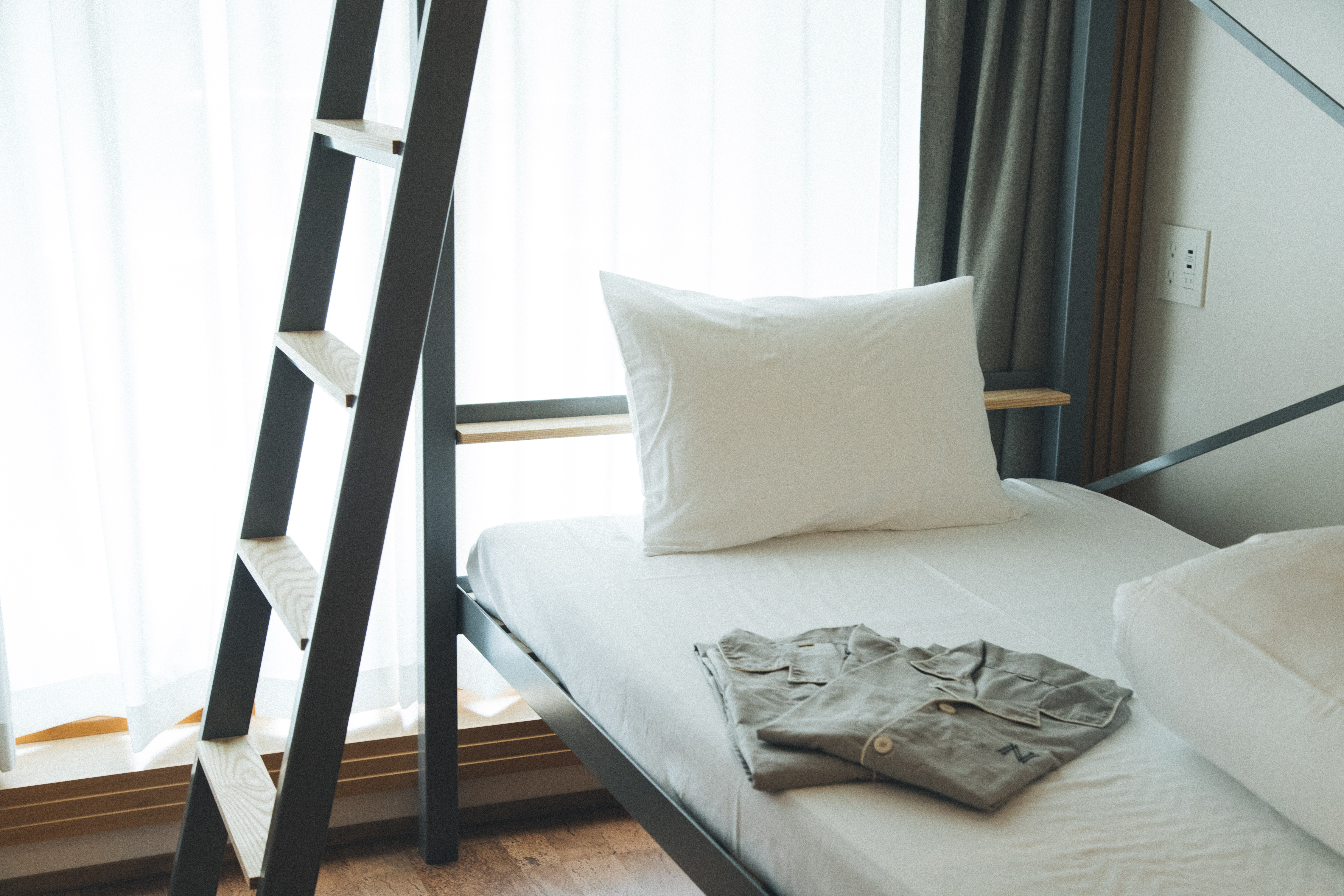 Twin Bunk Bed