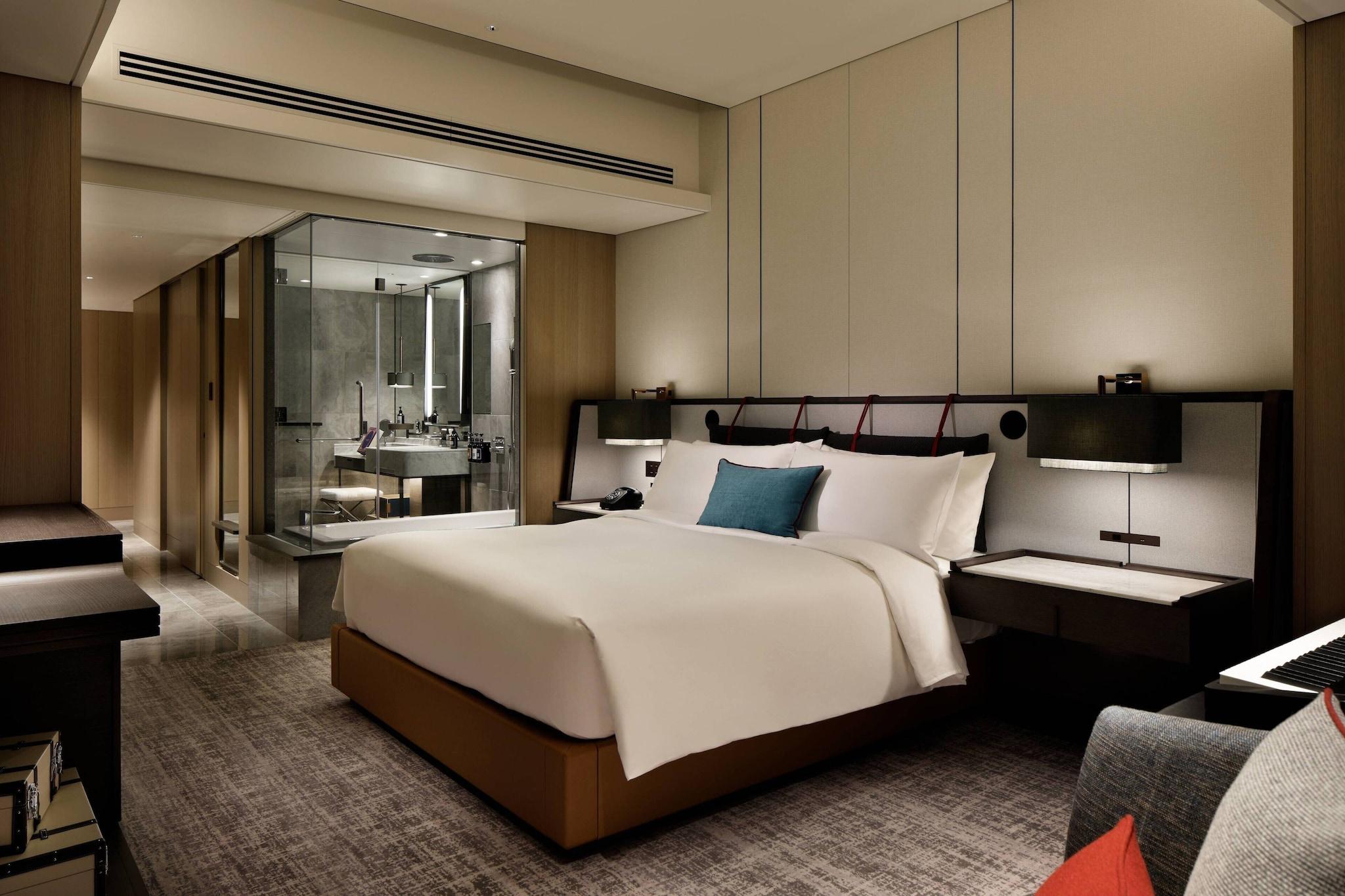 Quadruple Garden View King Bed