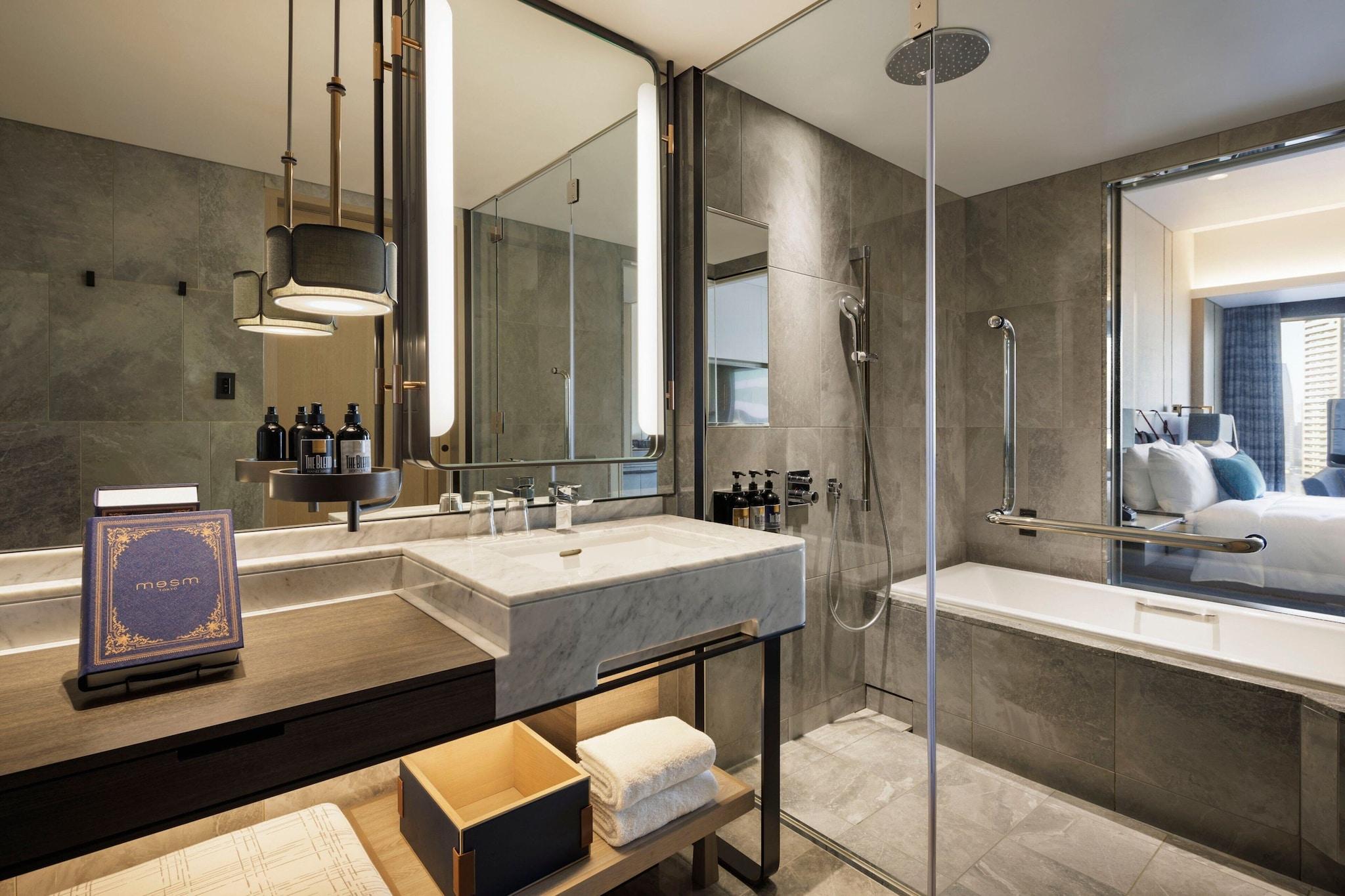 Quadruple Two Double Beds Non Smoking