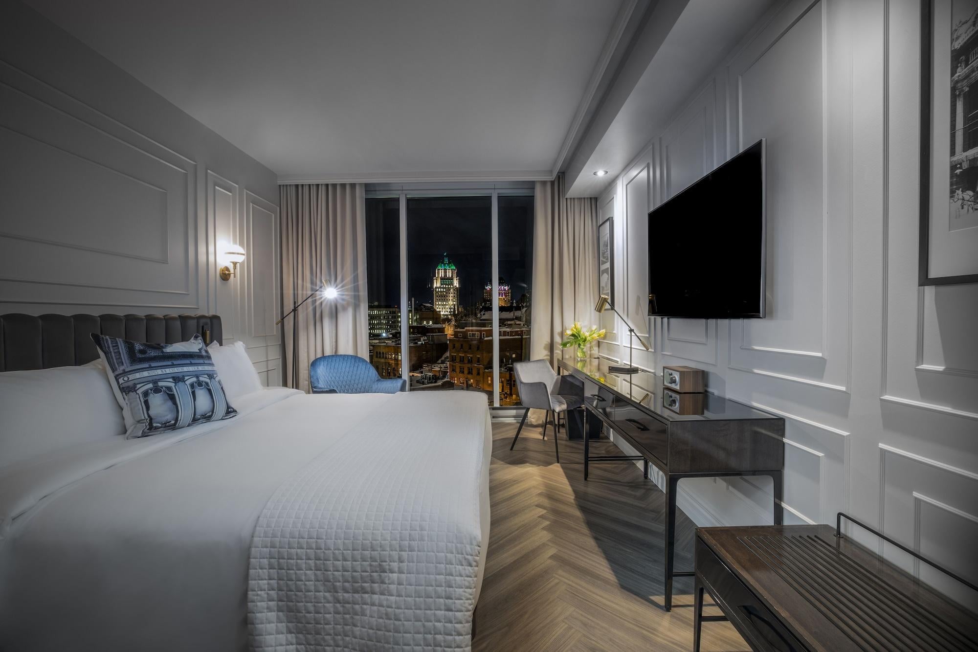 Double King Size Bed