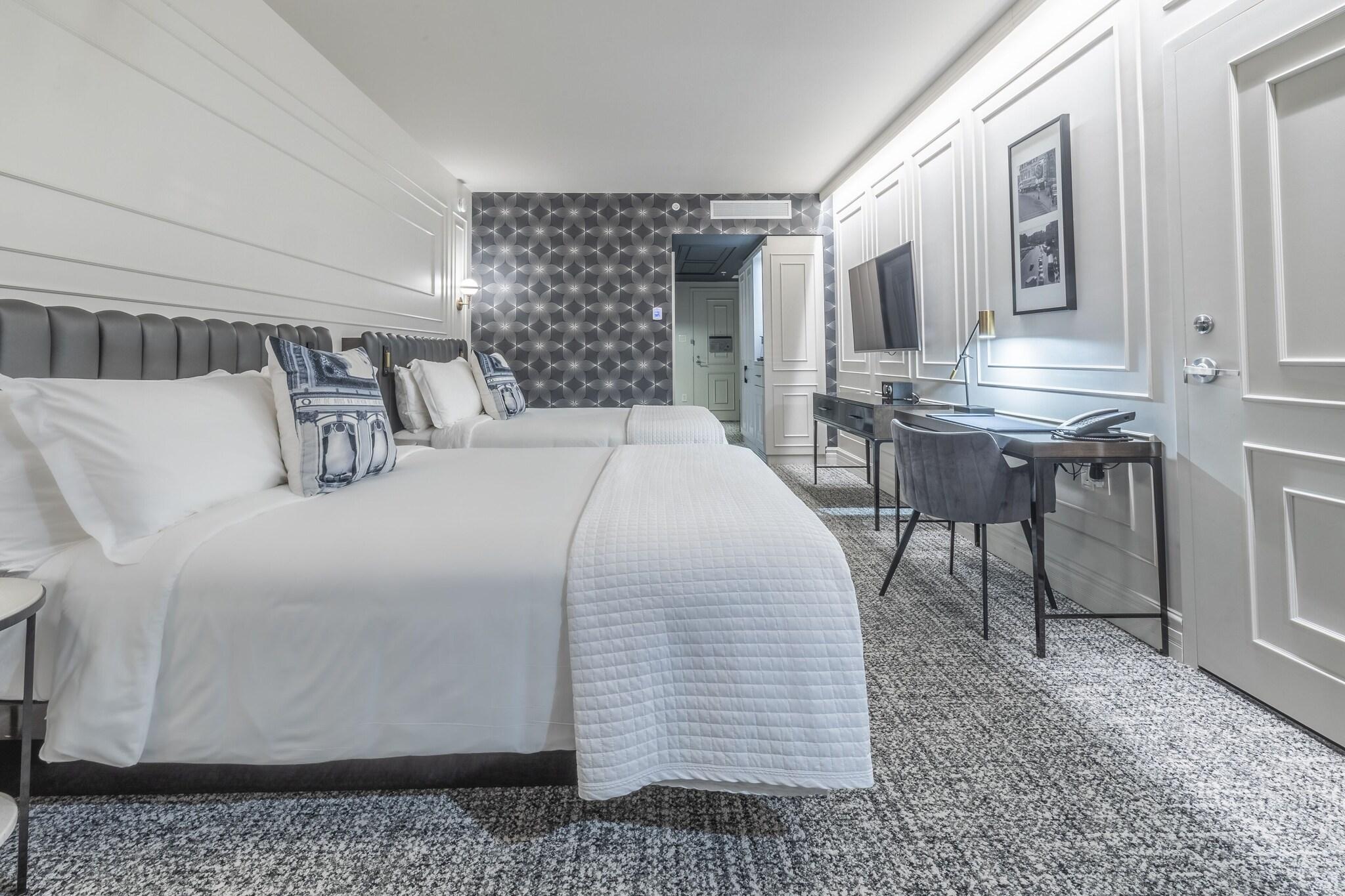 Quadruple Two Queen Beds