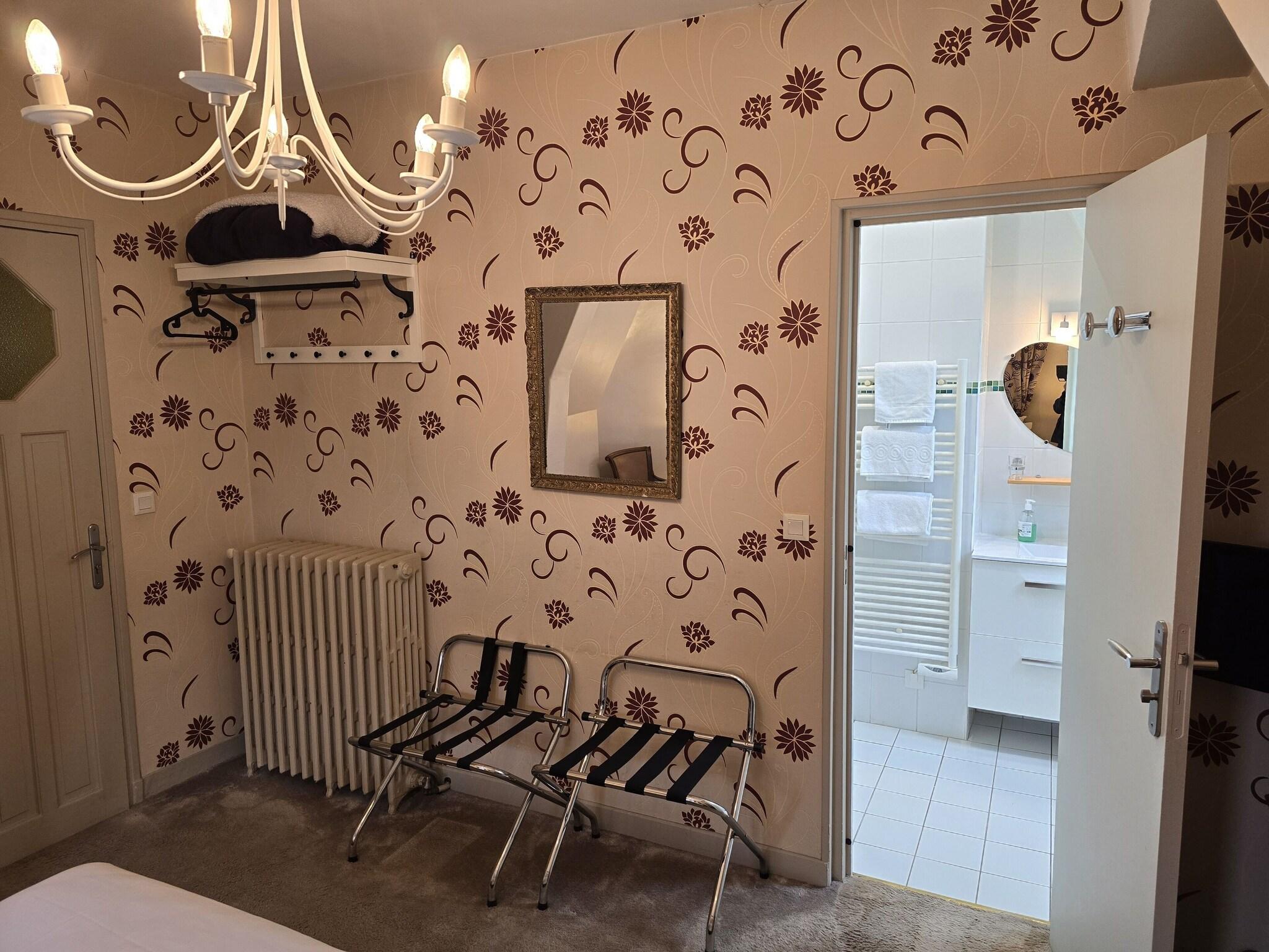 Double Classic Double Bed