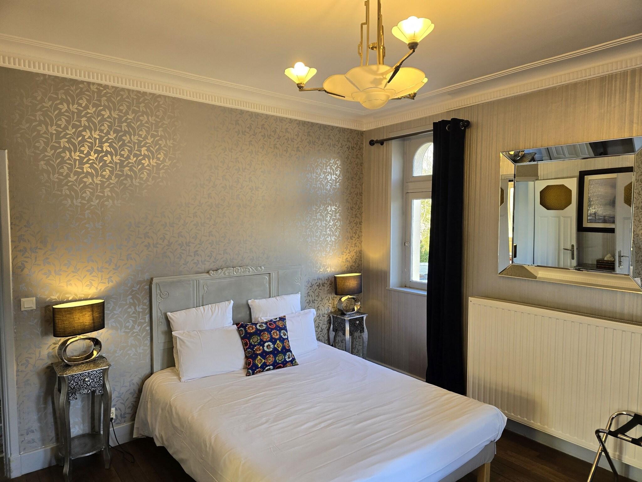 Apartment Superior Queen Bed