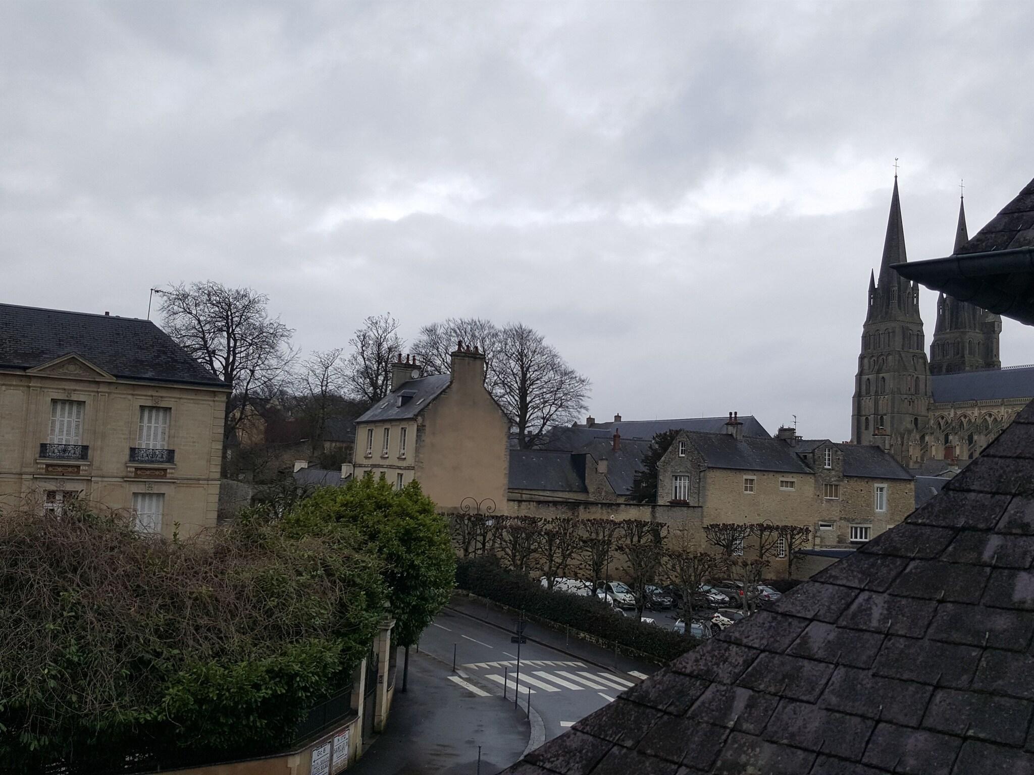 Double Classic Double Bed