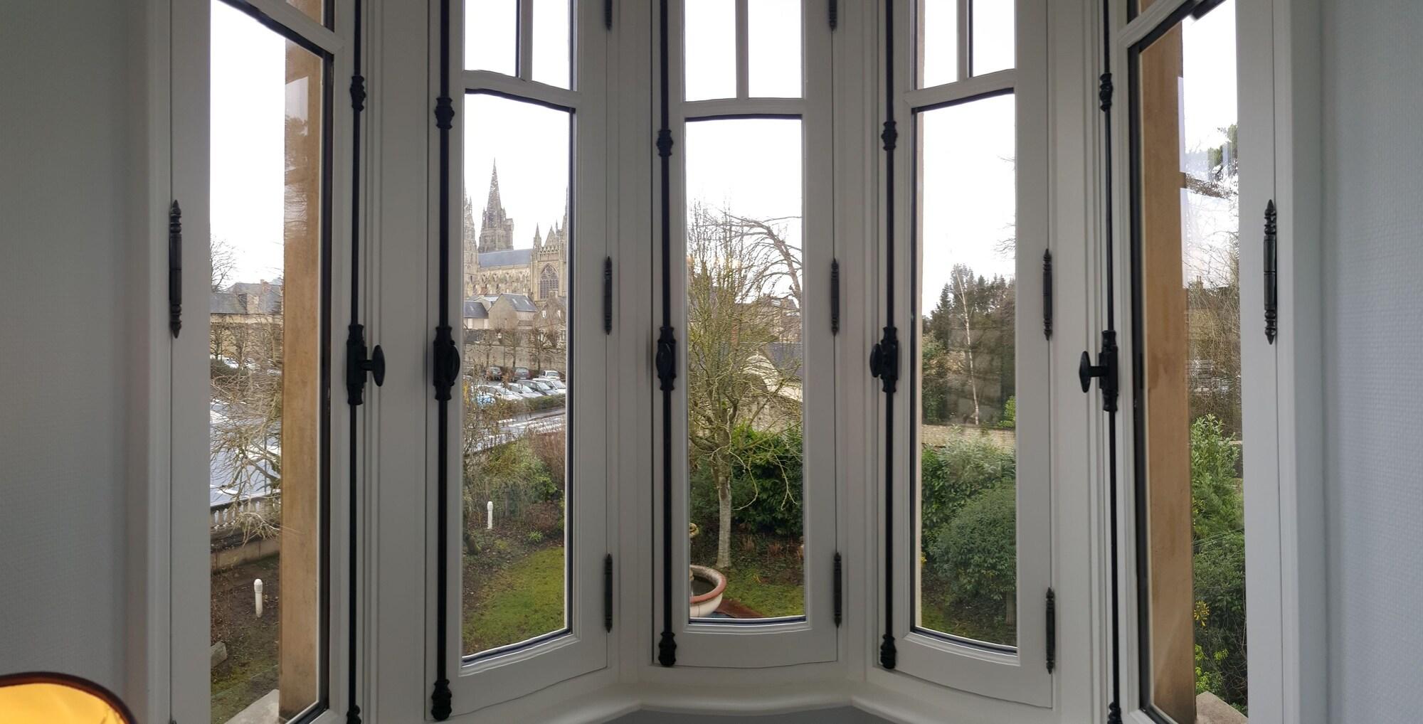 Double Superior Queen Bed