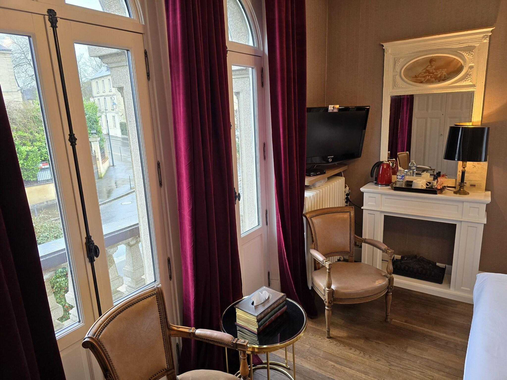 Double Superior Queen Bed