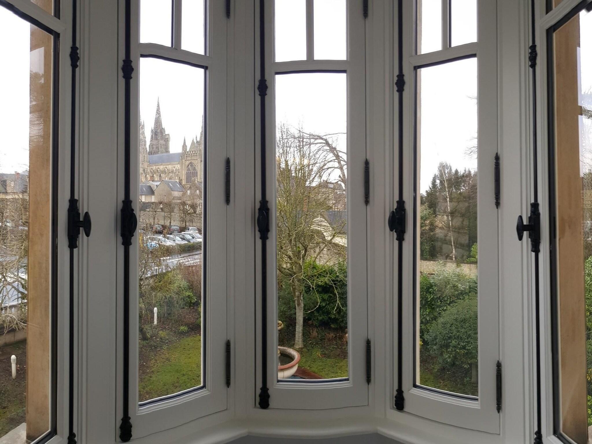 Double Superior Queen Bed