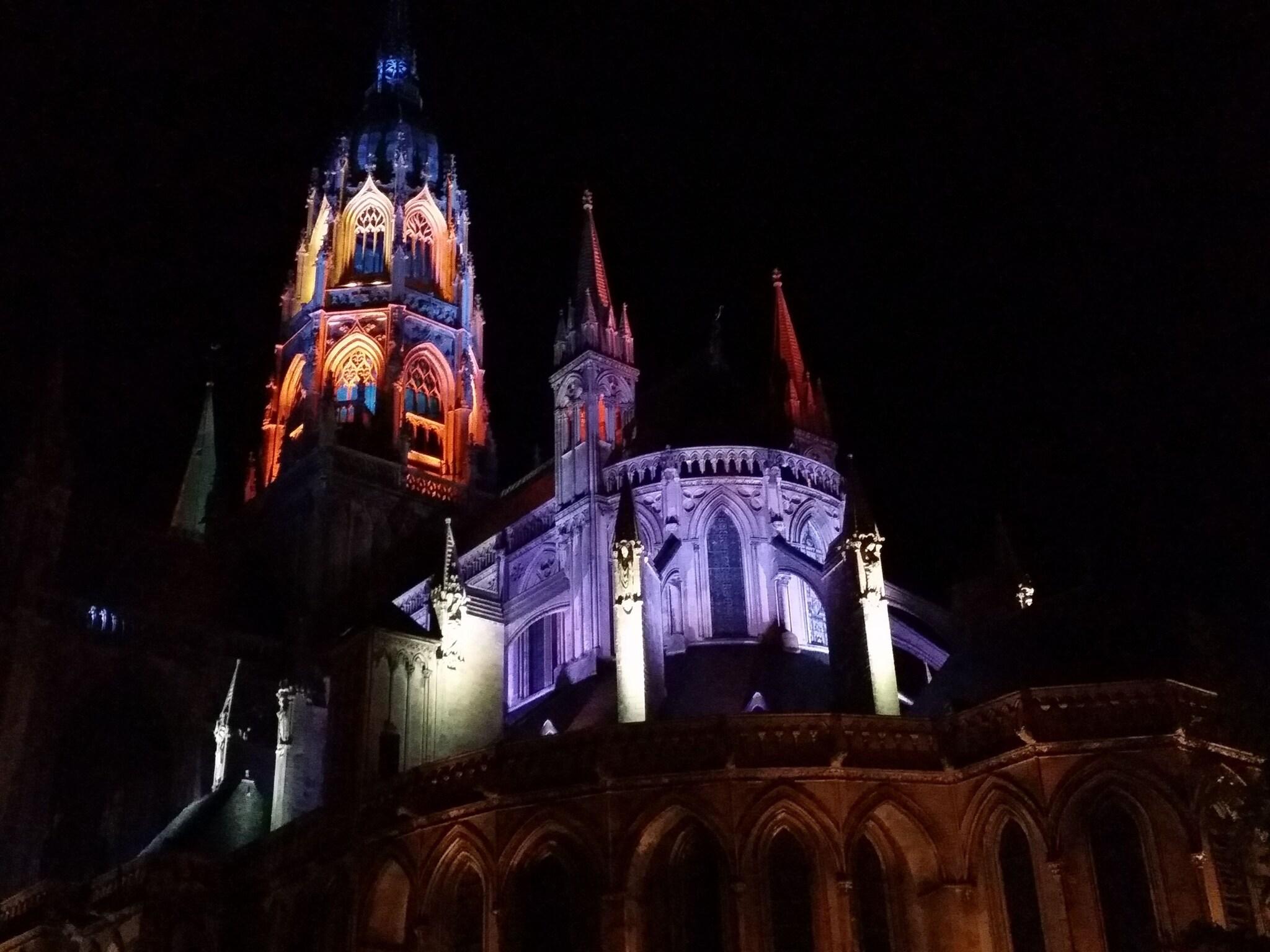 Double Superior Queen Bed