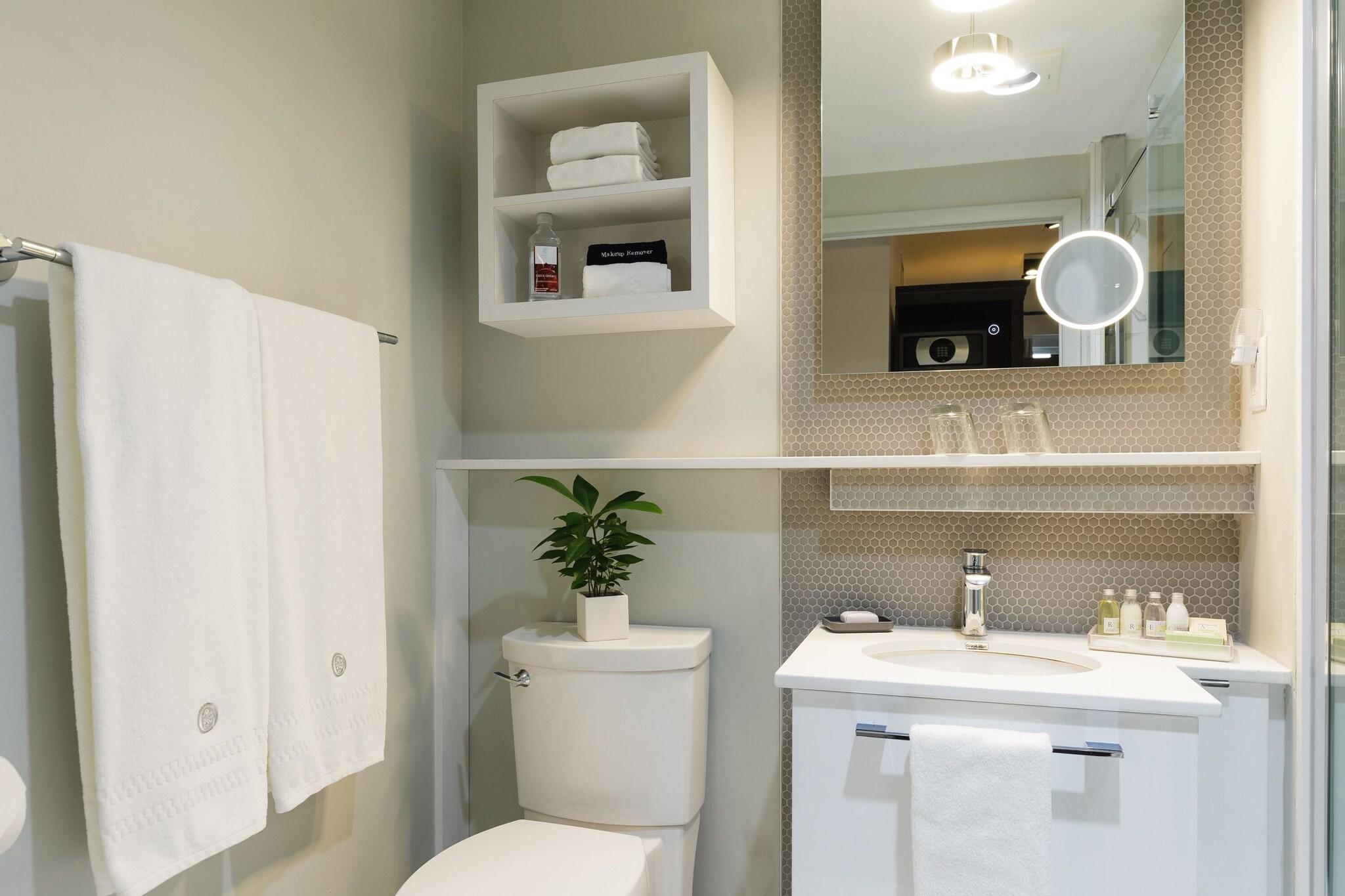 Double Superior King Bed