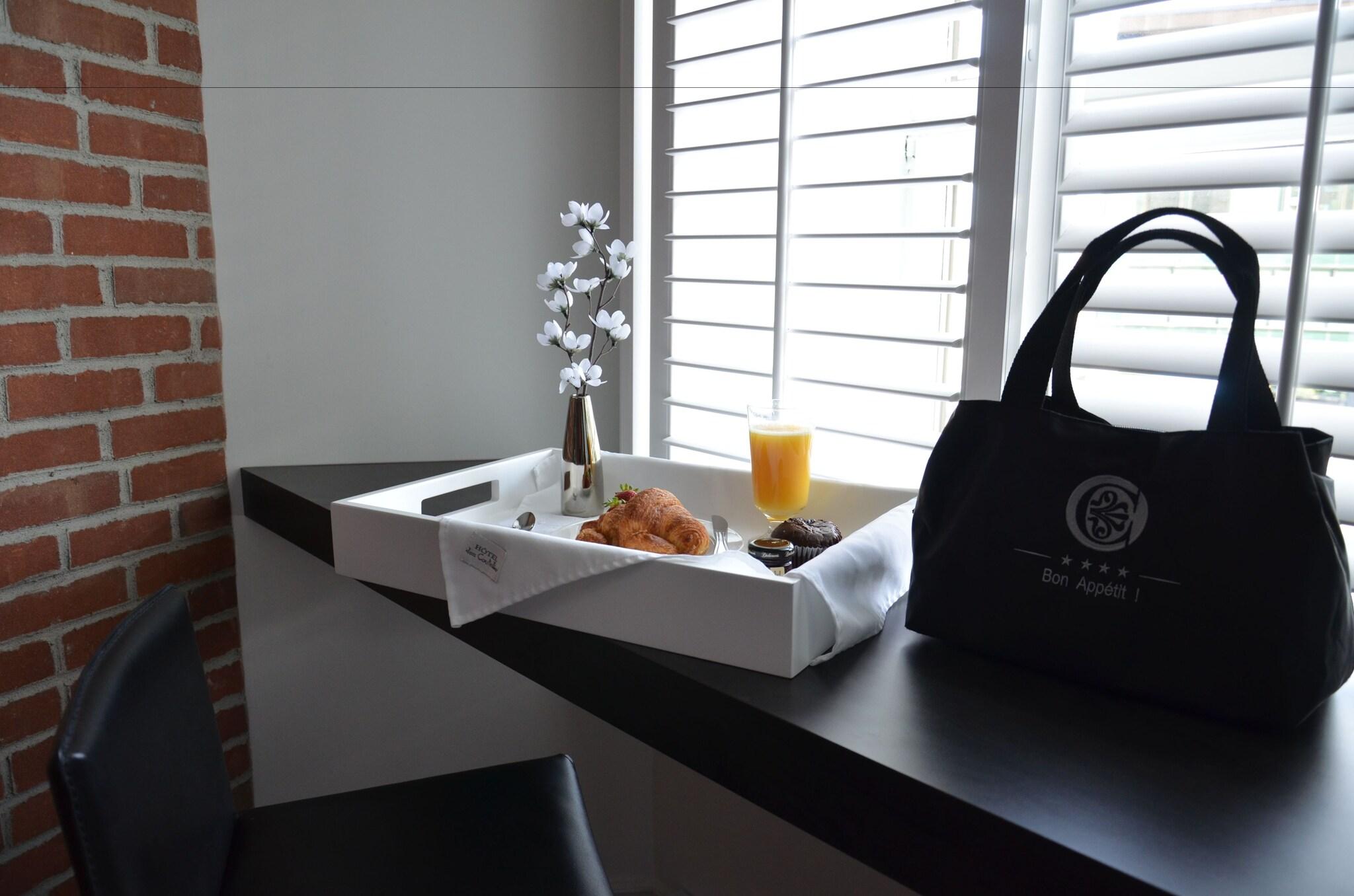 Suite Two Double Beds