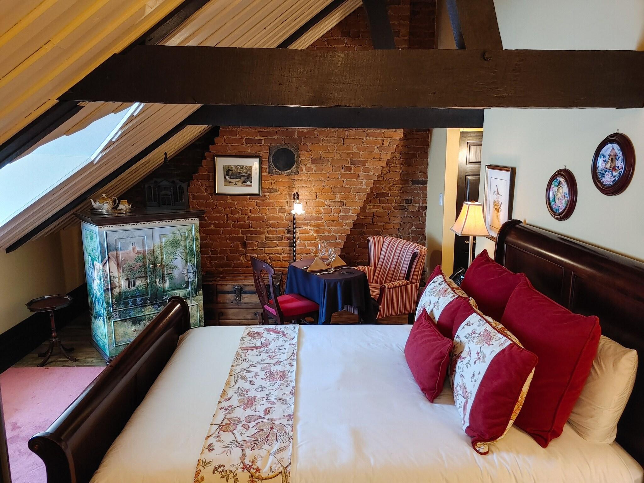 Double Superior Queen Bed