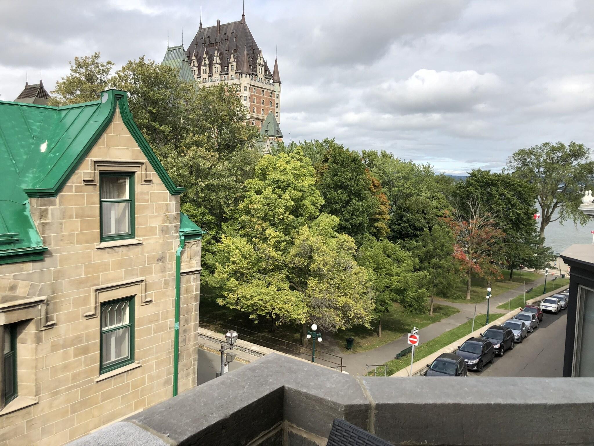 Double Queen Size Bed