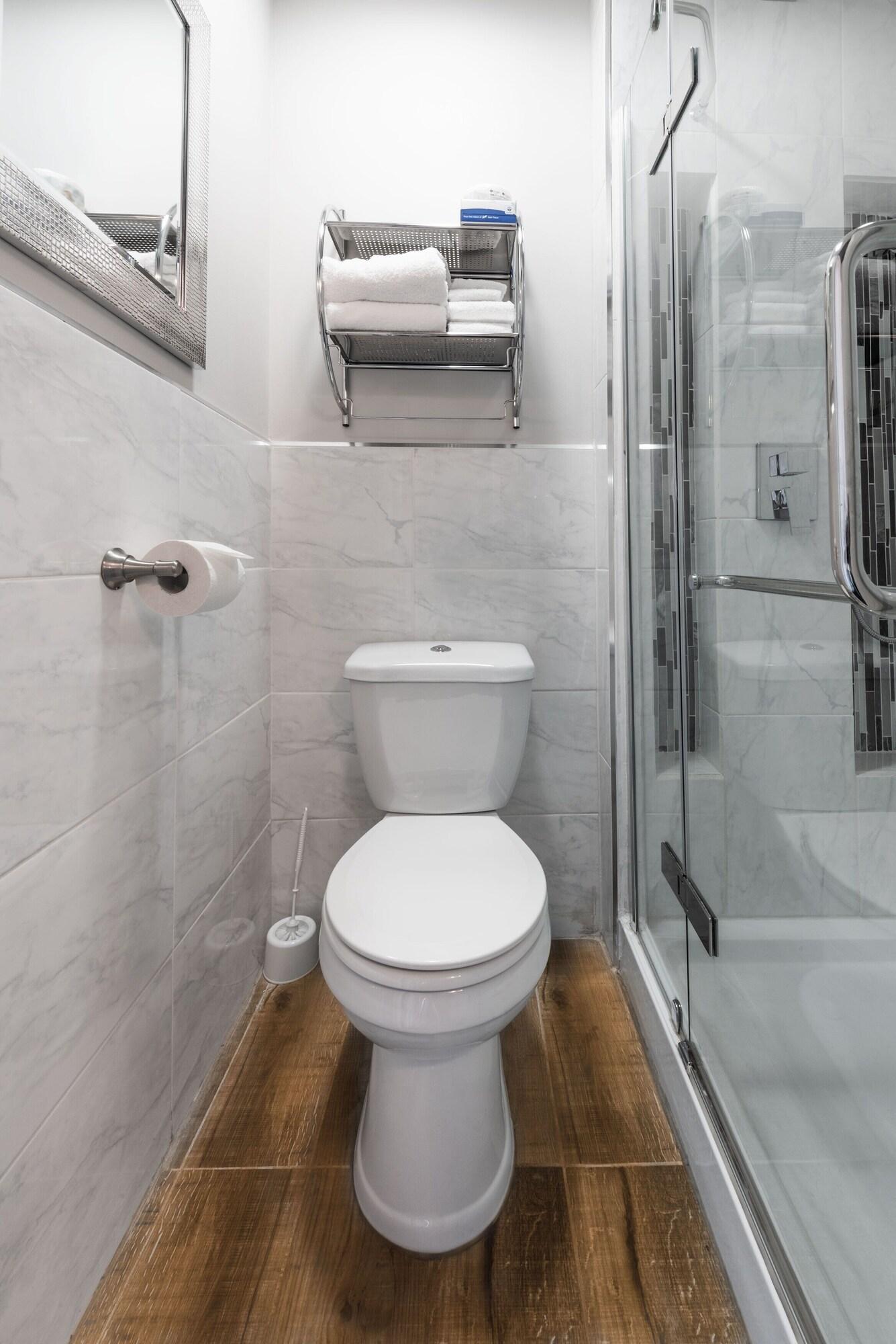 Double Queen Size Bed