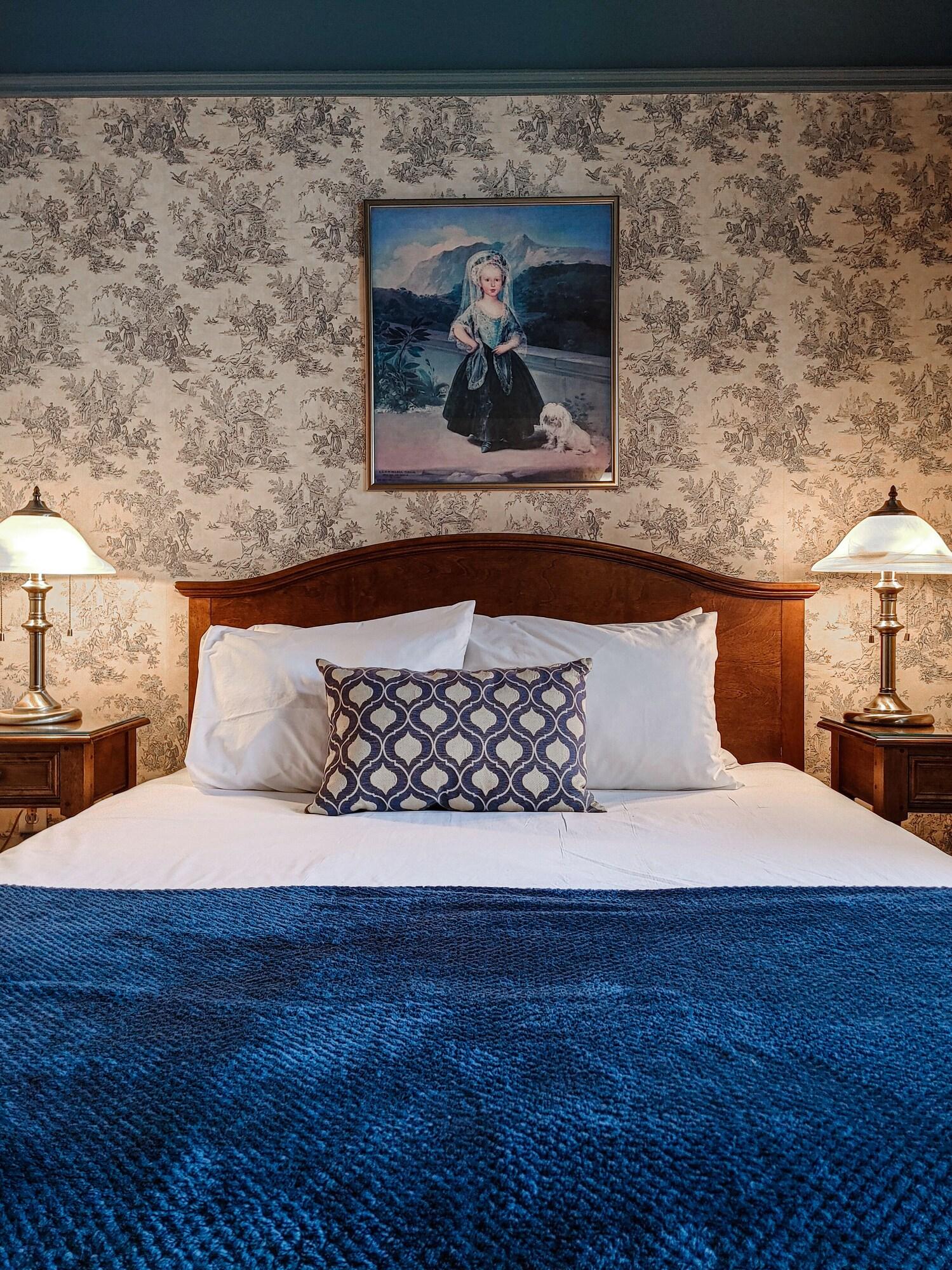 Double Queen Size Bed