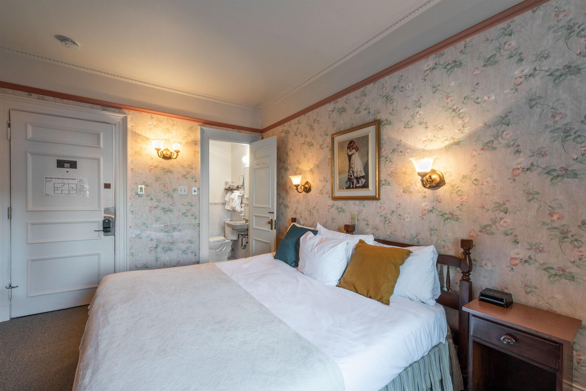 Double Queen Size Bed