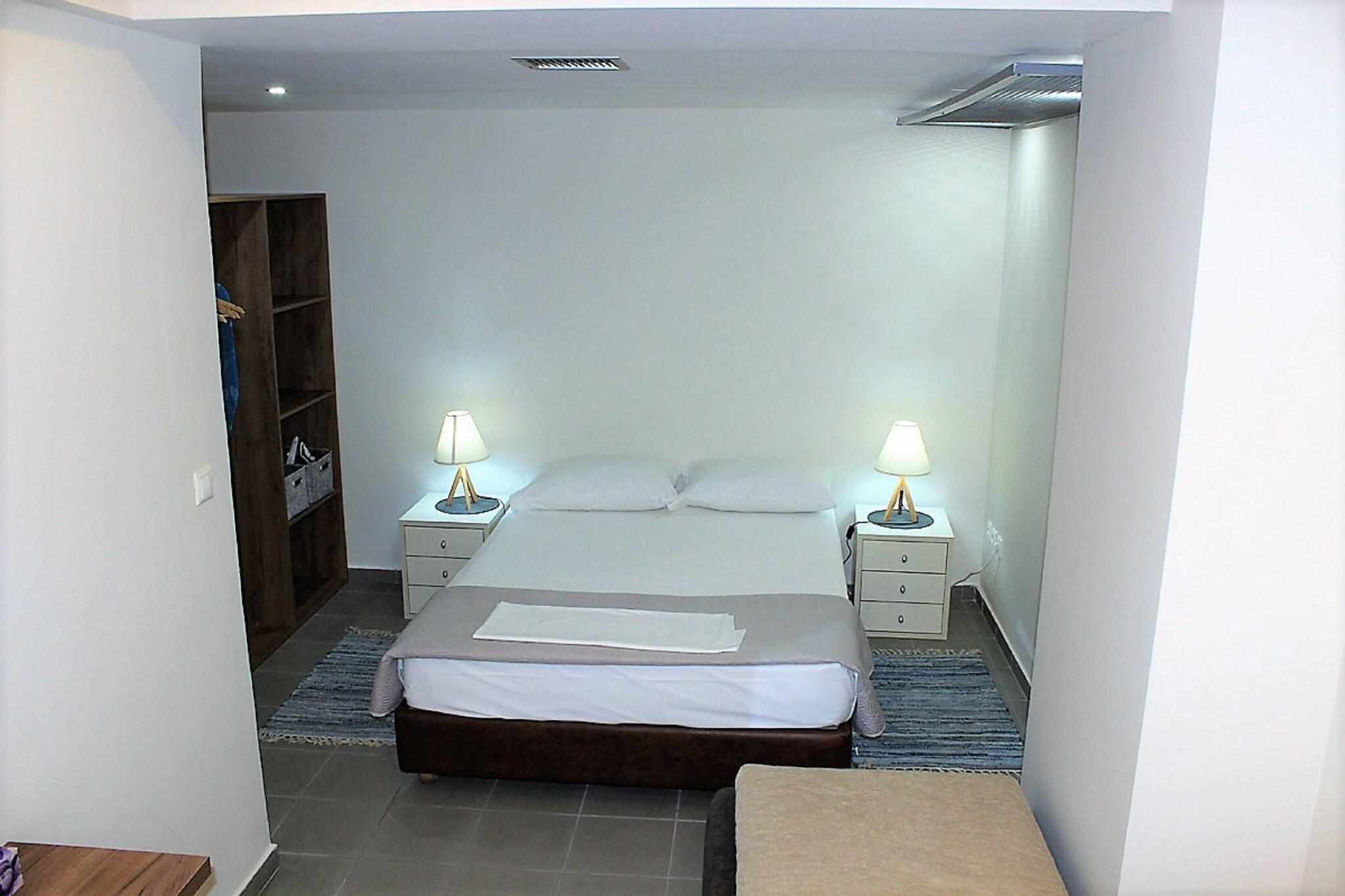 Apartment Queen Size Bed