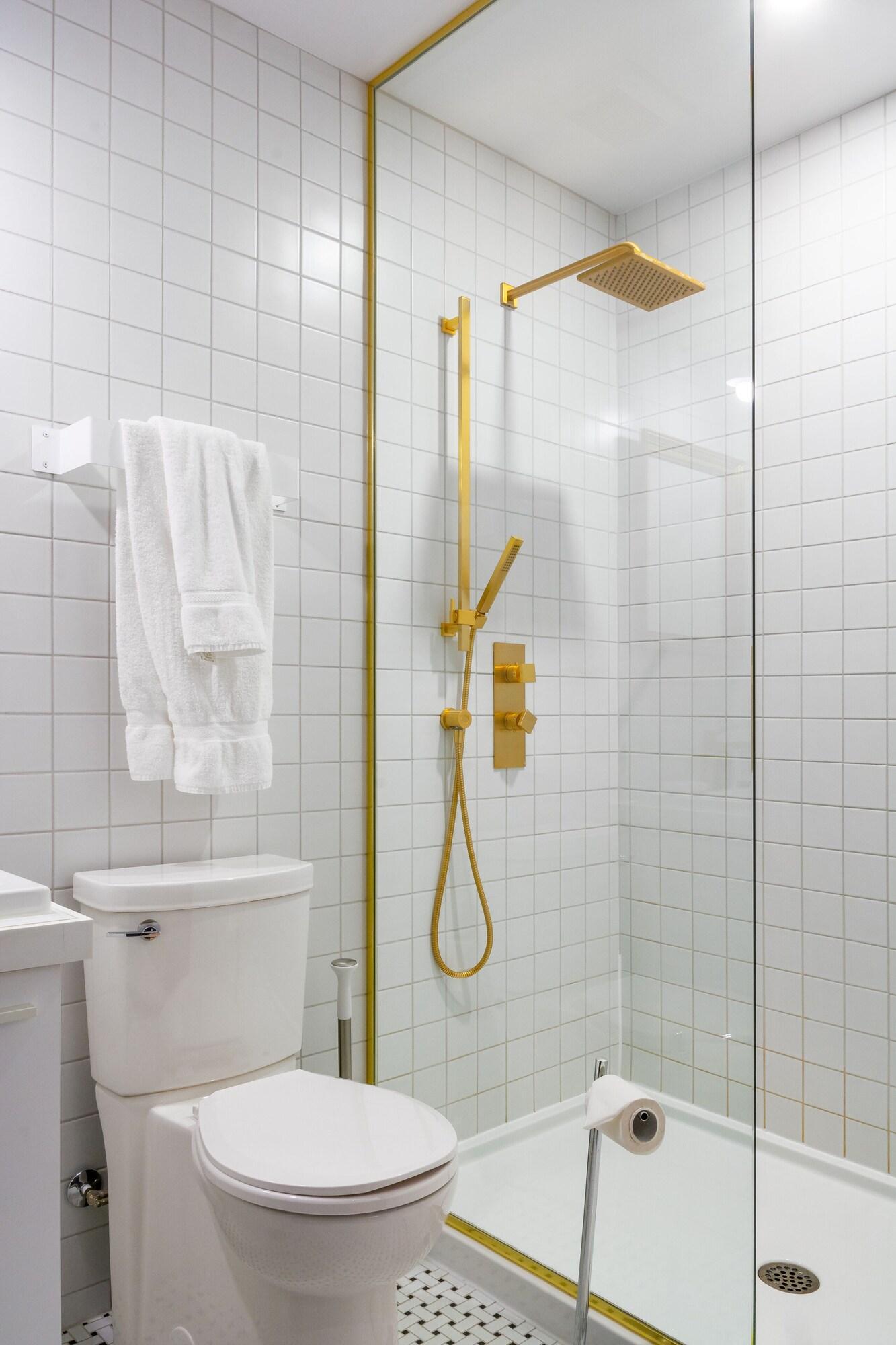 Double Business King Bed