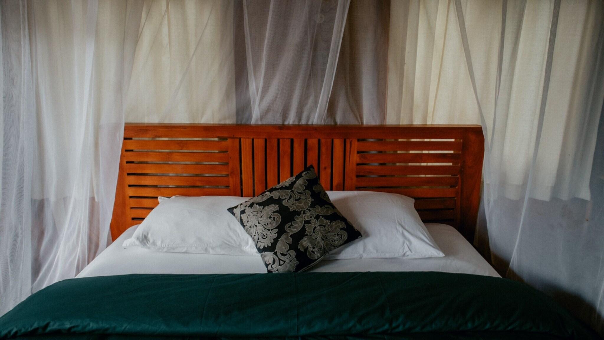 Double Queen Size Bed