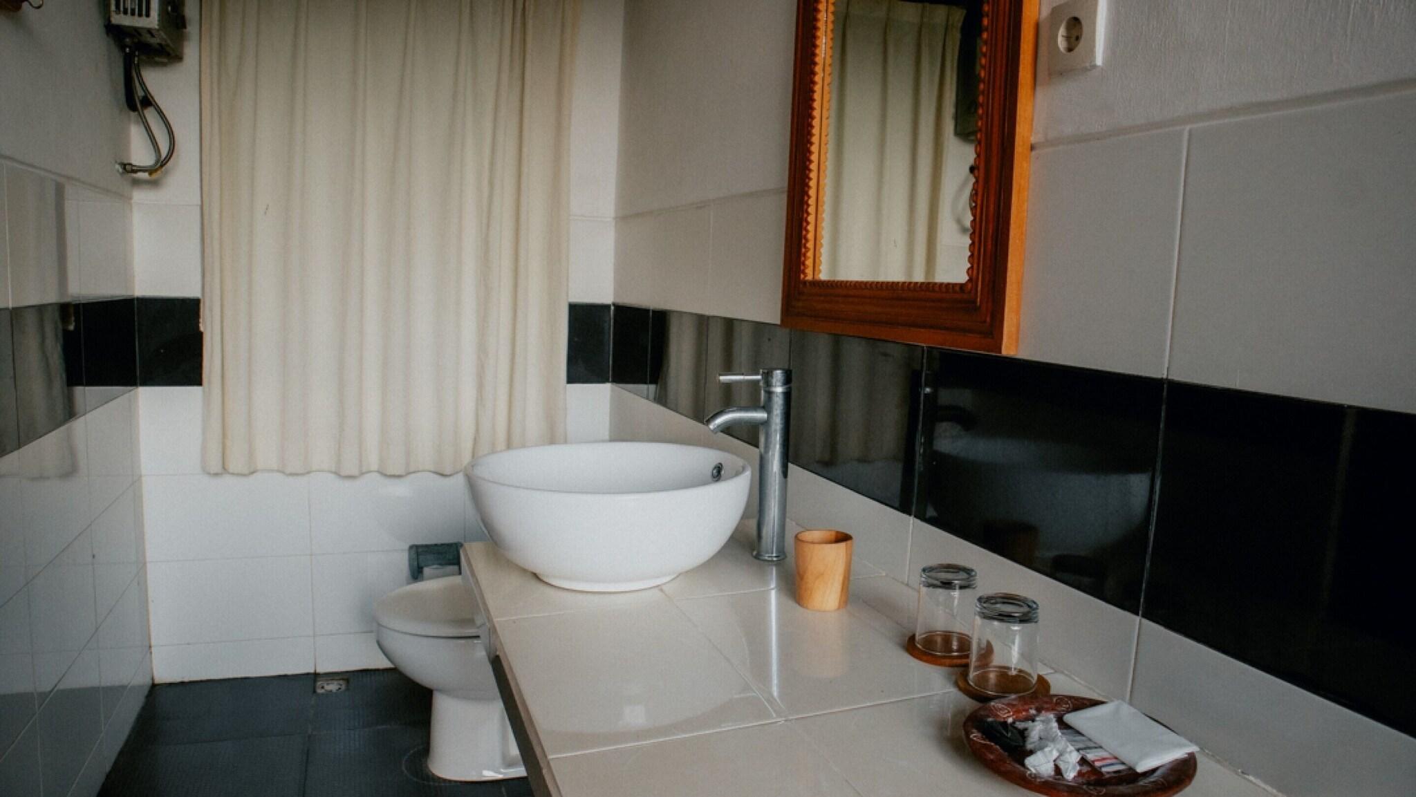 Double Queen Size Bed