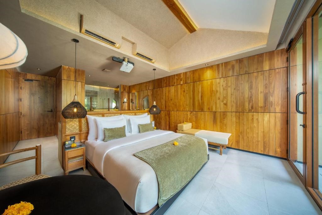 Suite with Jacuzzi
