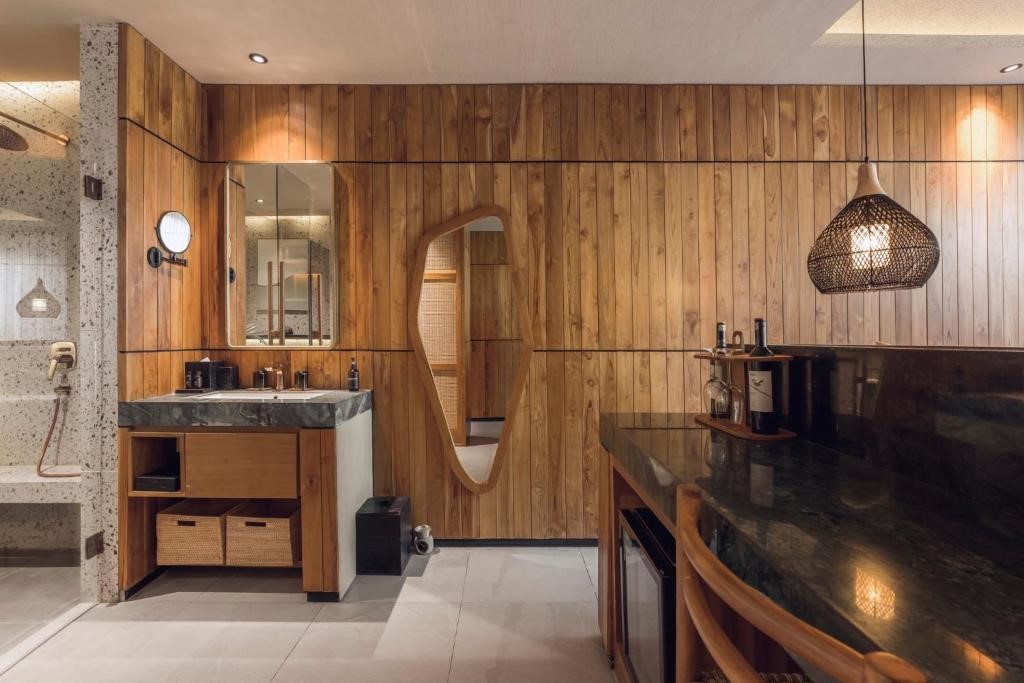 Suite with Jacuzzi