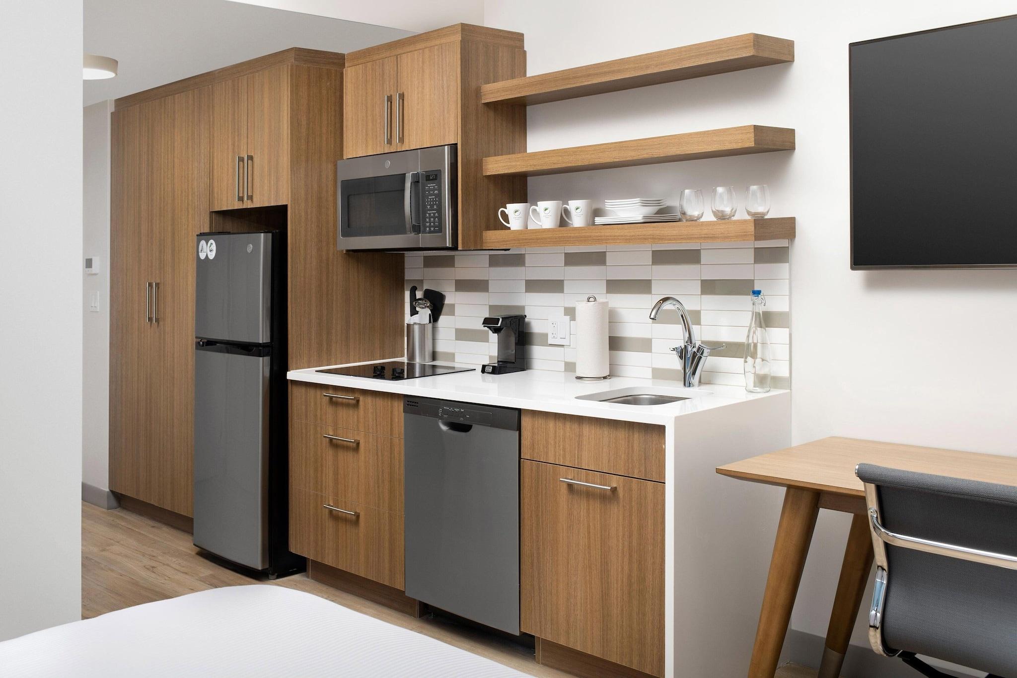 Studio King Size Bed