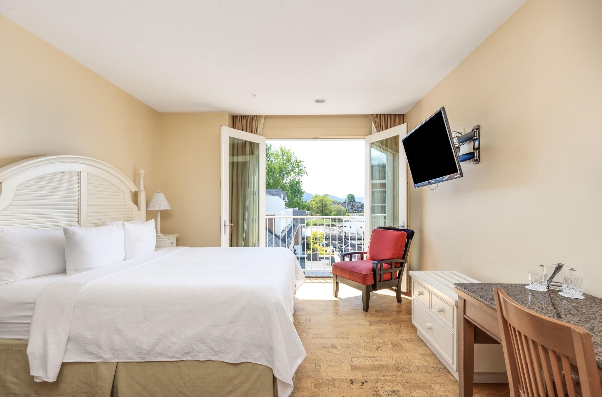 Double Deluxe King Bed