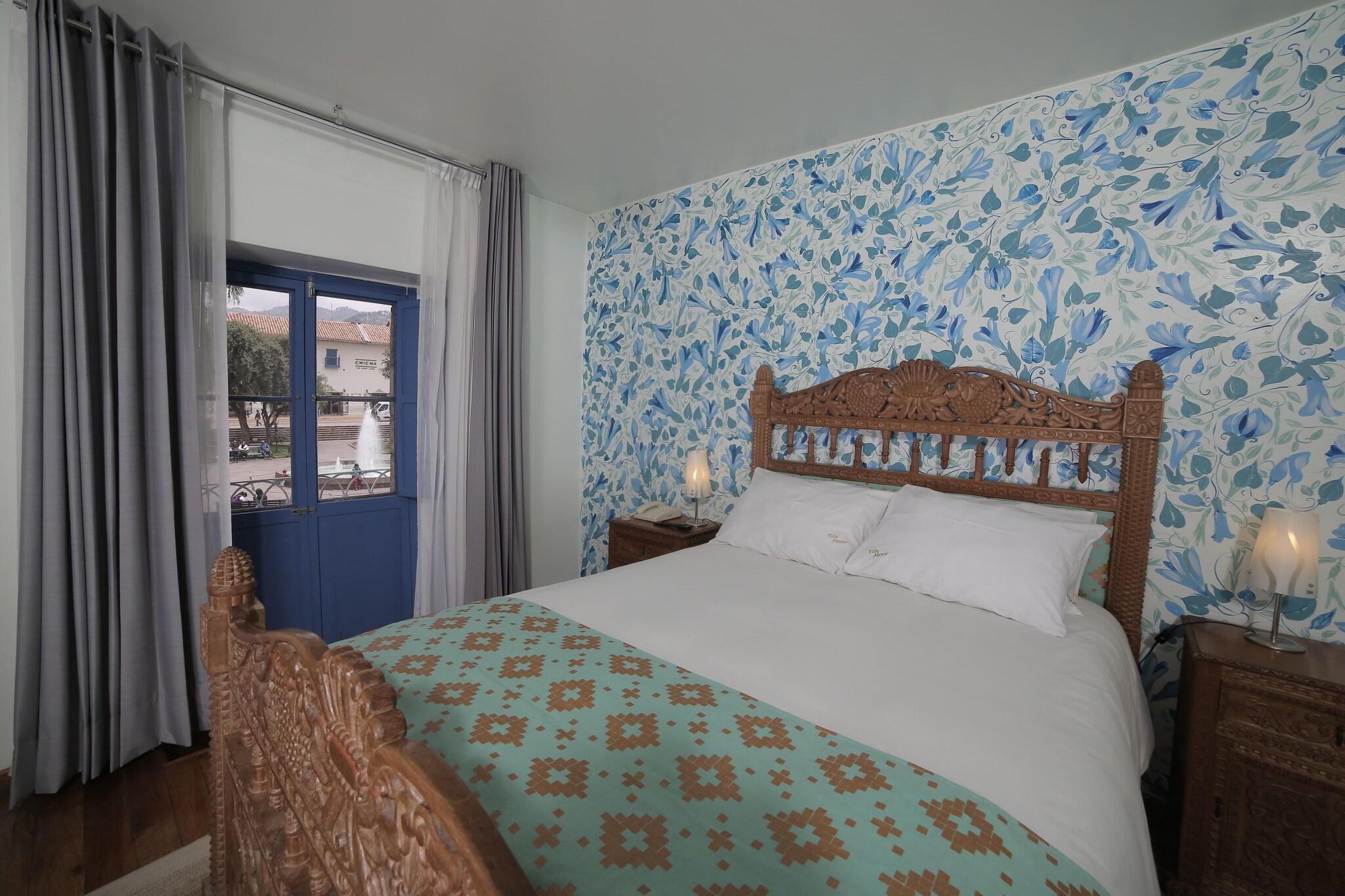 Double Queen Size Bed