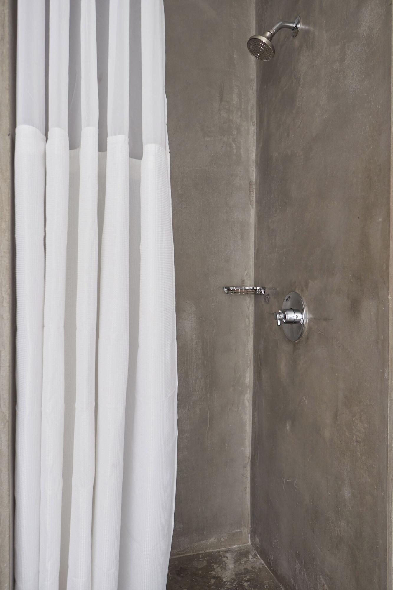 Double Superior Queen Bed