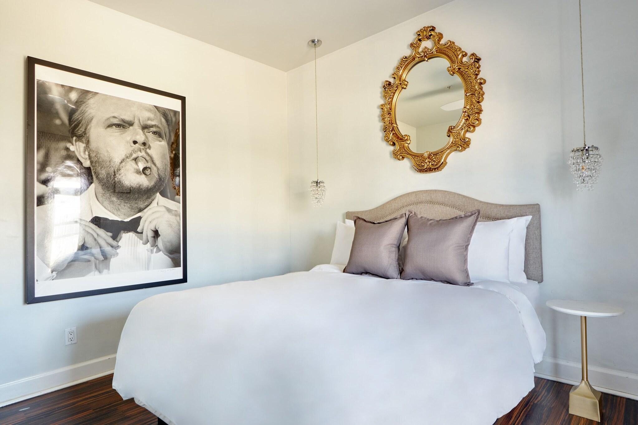 Double Deluxe Queen Bed