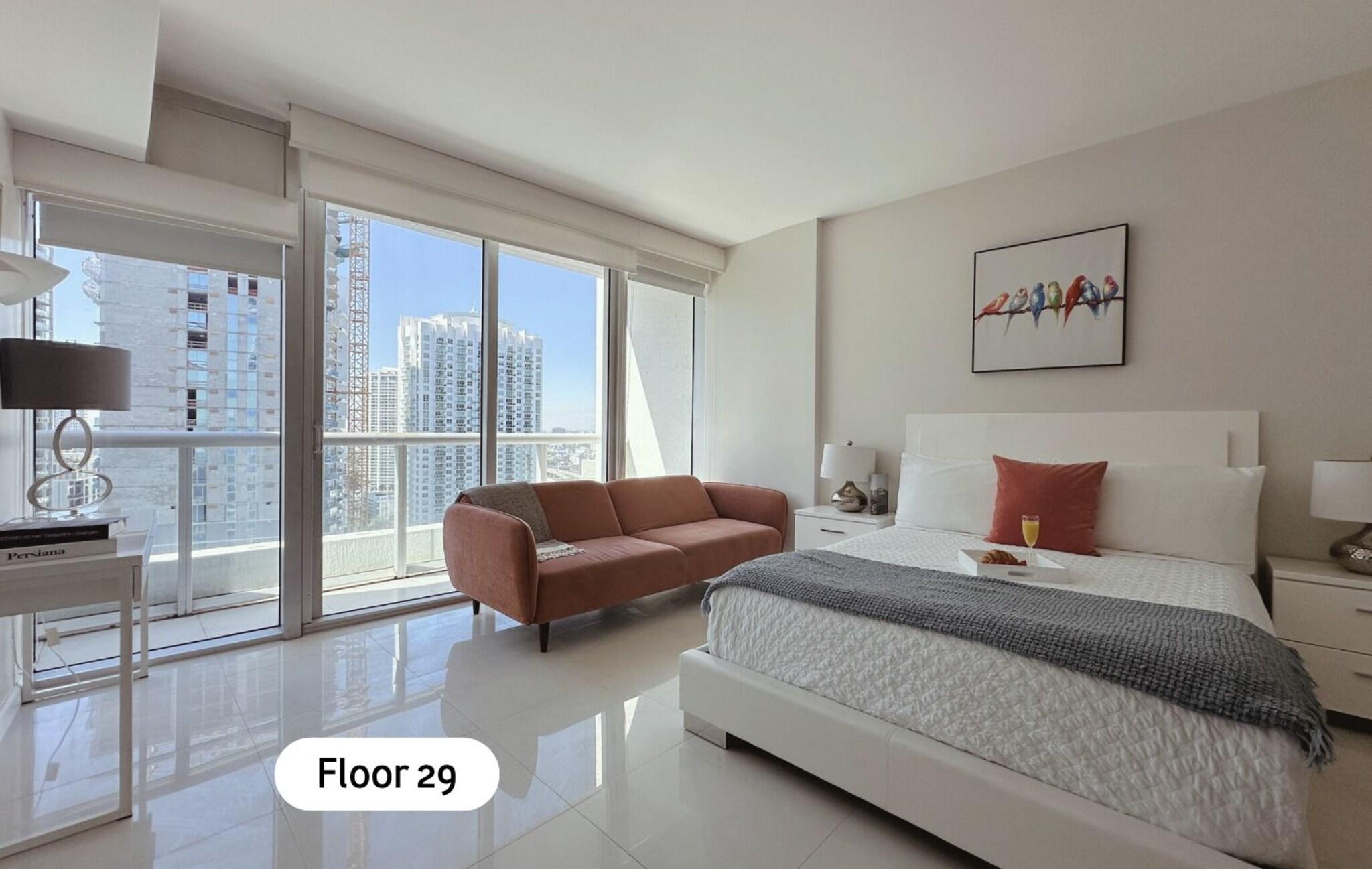 Studio Business Queen Bed