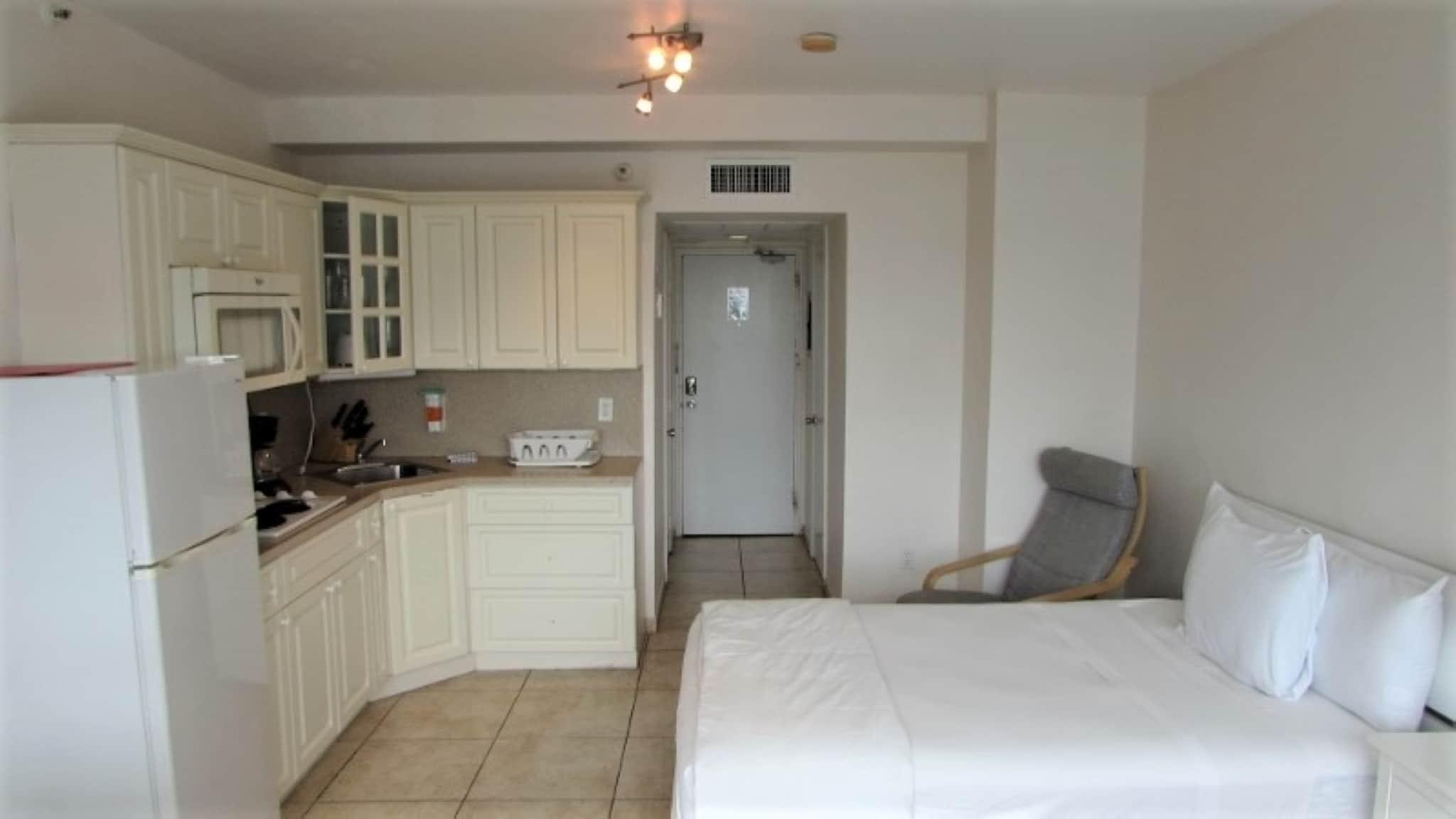 Studio Two Double Beds